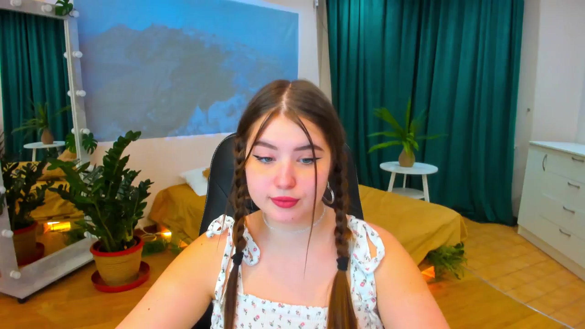Gallery image thumbnail from AdmireMyEyes's myfreecams stream on, 03/09/2024, 19:47 image 13 of 20