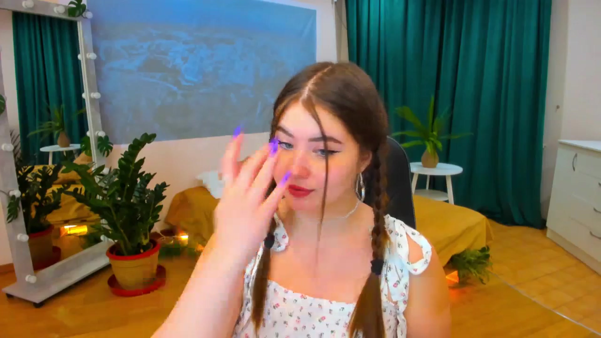 Gallery image thumbnail from AdmireMyEyes's myfreecams stream on, 03/09/2024, 20:17 image 14 of 20