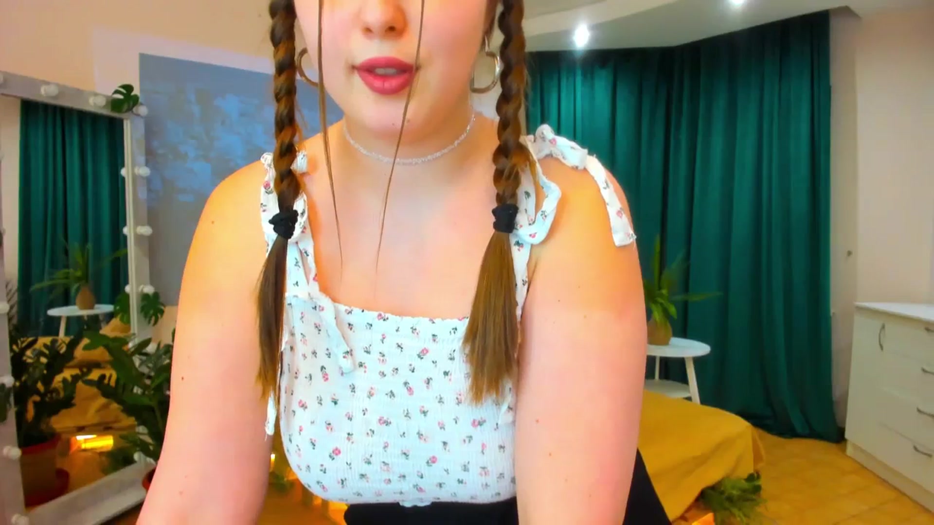 Gallery image thumbnail from AdmireMyEyes's myfreecams stream on, 03/09/2024, 21:47 image 15 of 20