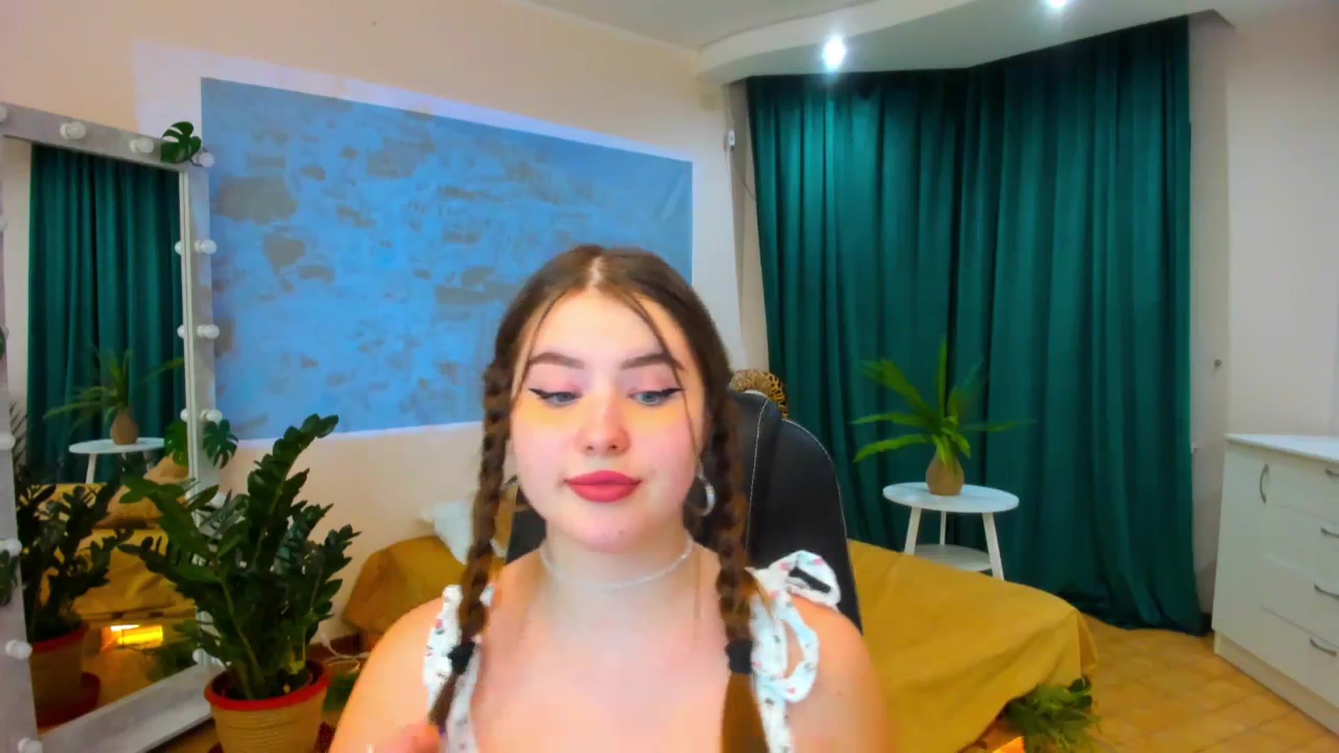 Gallery image thumbnail from AdmireMyEyes's myfreecams stream on, 03/09/2024, 21:47 image 16 of 20