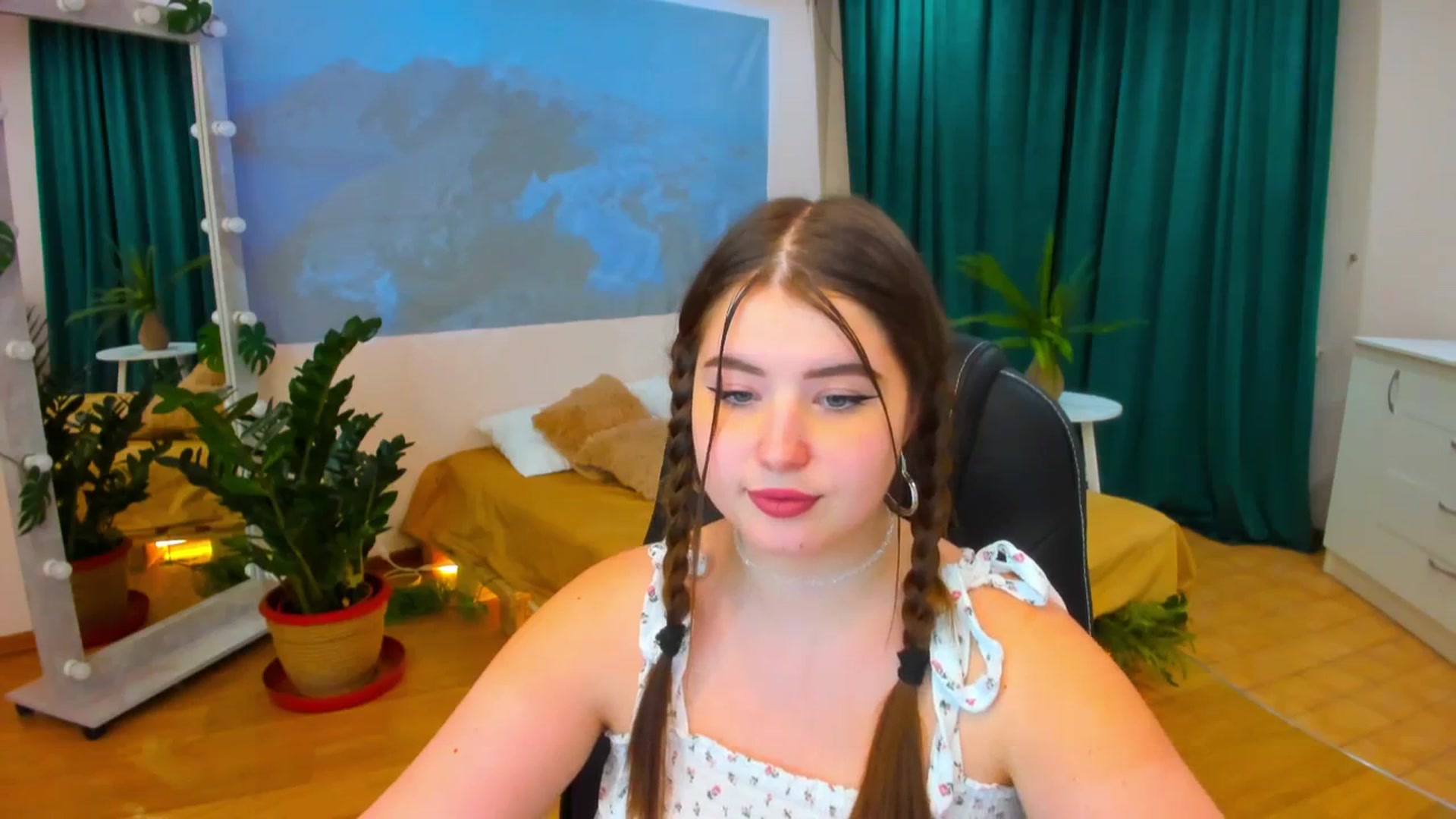 Gallery image thumbnail from AdmireMyEyes's myfreecams stream on, 03/09/2024, 21:47 image 3 of 20