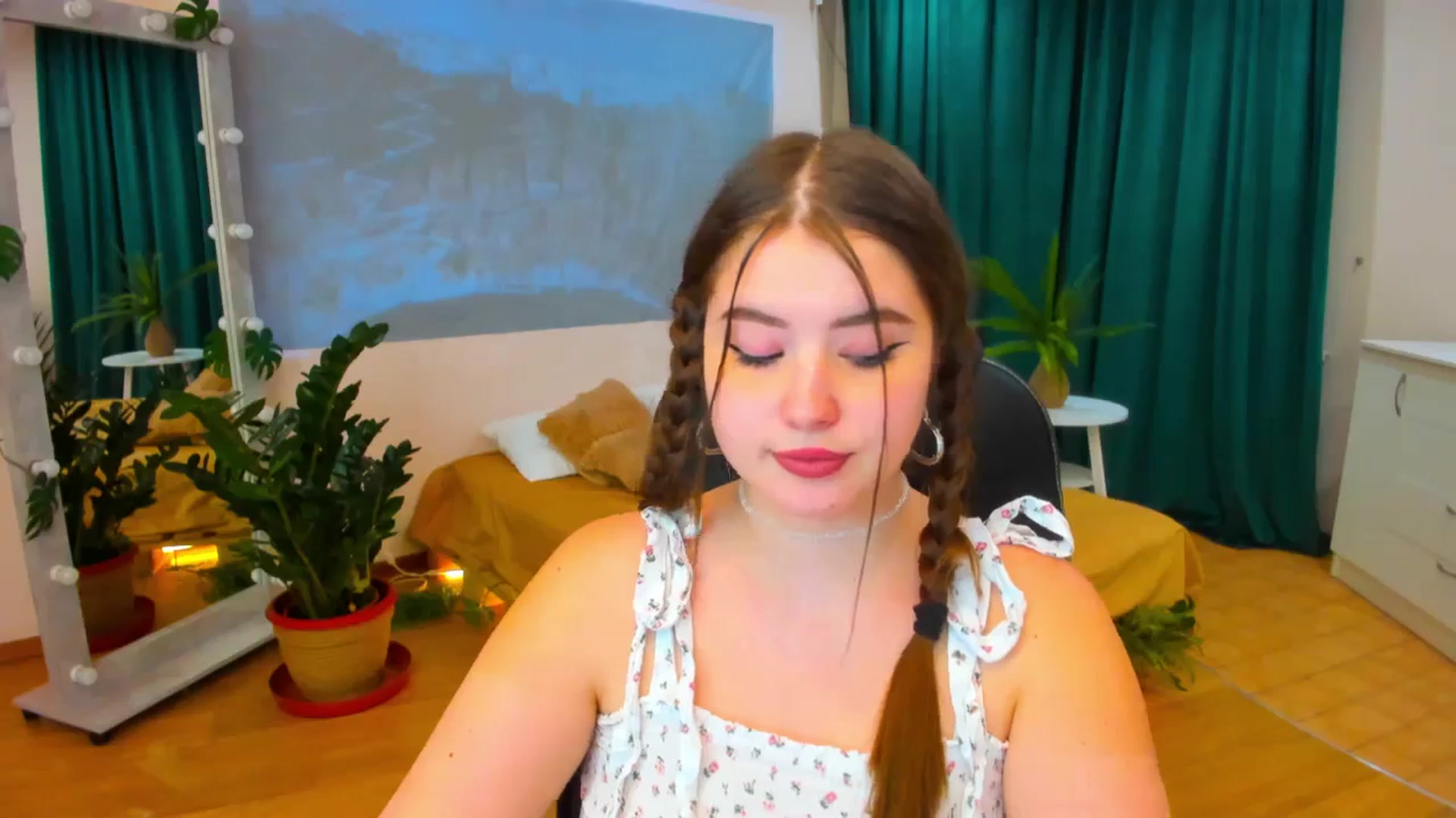 Gallery image thumbnail from AdmireMyEyes's myfreecams stream on, 03/09/2024, 21:47 image 18 of 20