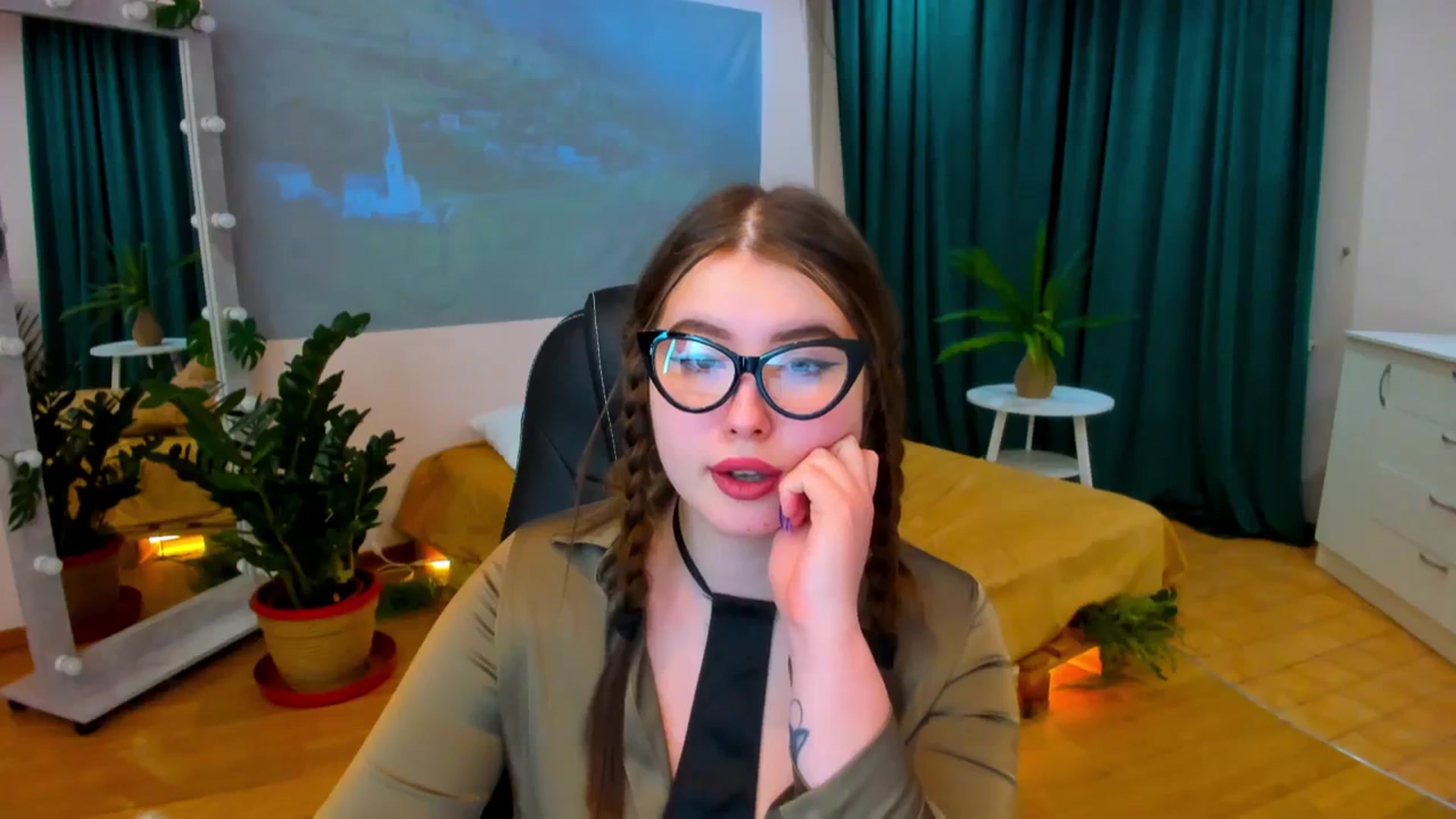 Gallery image thumbnail from AdmireMyEyes's myfreecams stream on, 03/09/2024, 23:46 image 18 of 20