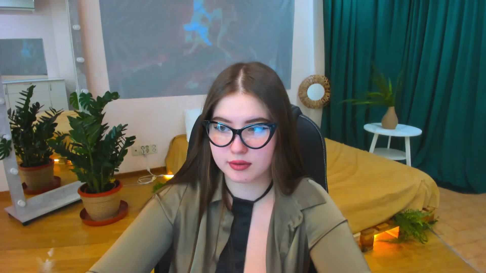 Gallery image thumbnail from AdmireMyEyes's myfreecams stream on, 03/17/2024, 08:30 image 5 of 20