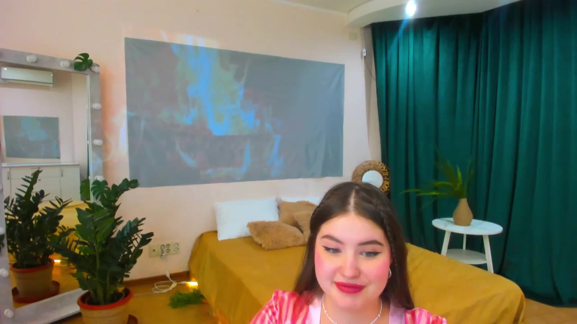 Gallery image thumbnail from AdmireMyEyes's myfreecams stream on, 03/19/2024, 16:13 image 12 of 20