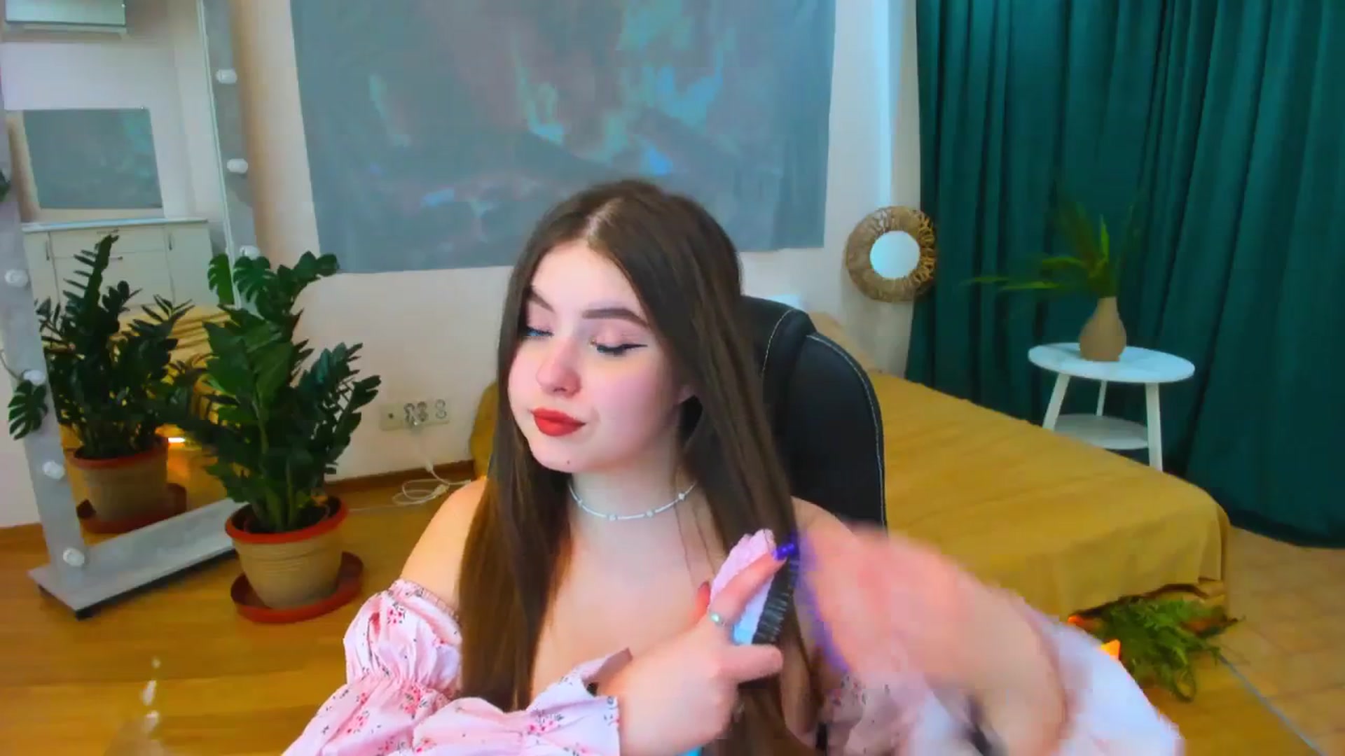 Gallery image thumbnail from AdmireMyEyes's myfreecams stream on, 03/21/2024, 09:55 image 12 of 20