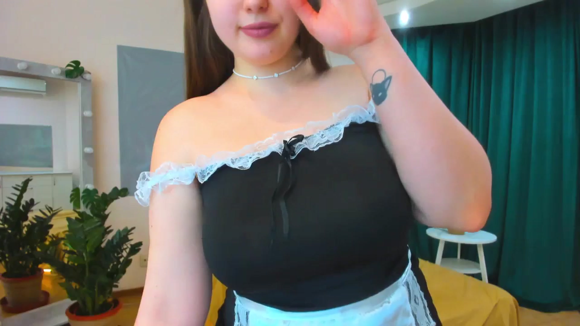 Gallery image thumbnail from AdmireMyEyes's myfreecams stream on, 03/22/2024, 06:48 image 2 of 20