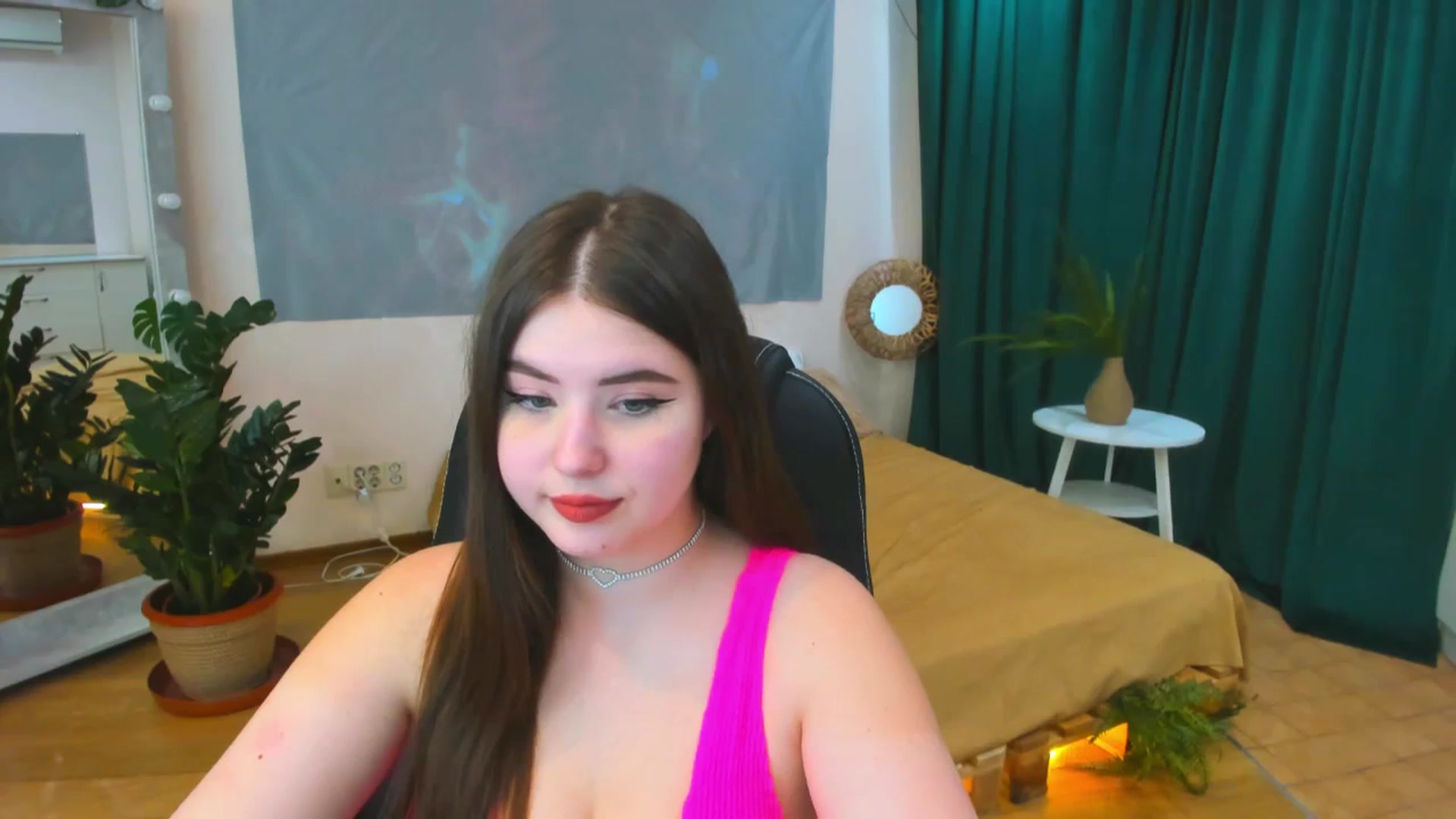 Gallery image thumbnail from AdmireMyEyes's myfreecams stream on, 03/24/2024, 08:47 image 2 of 20