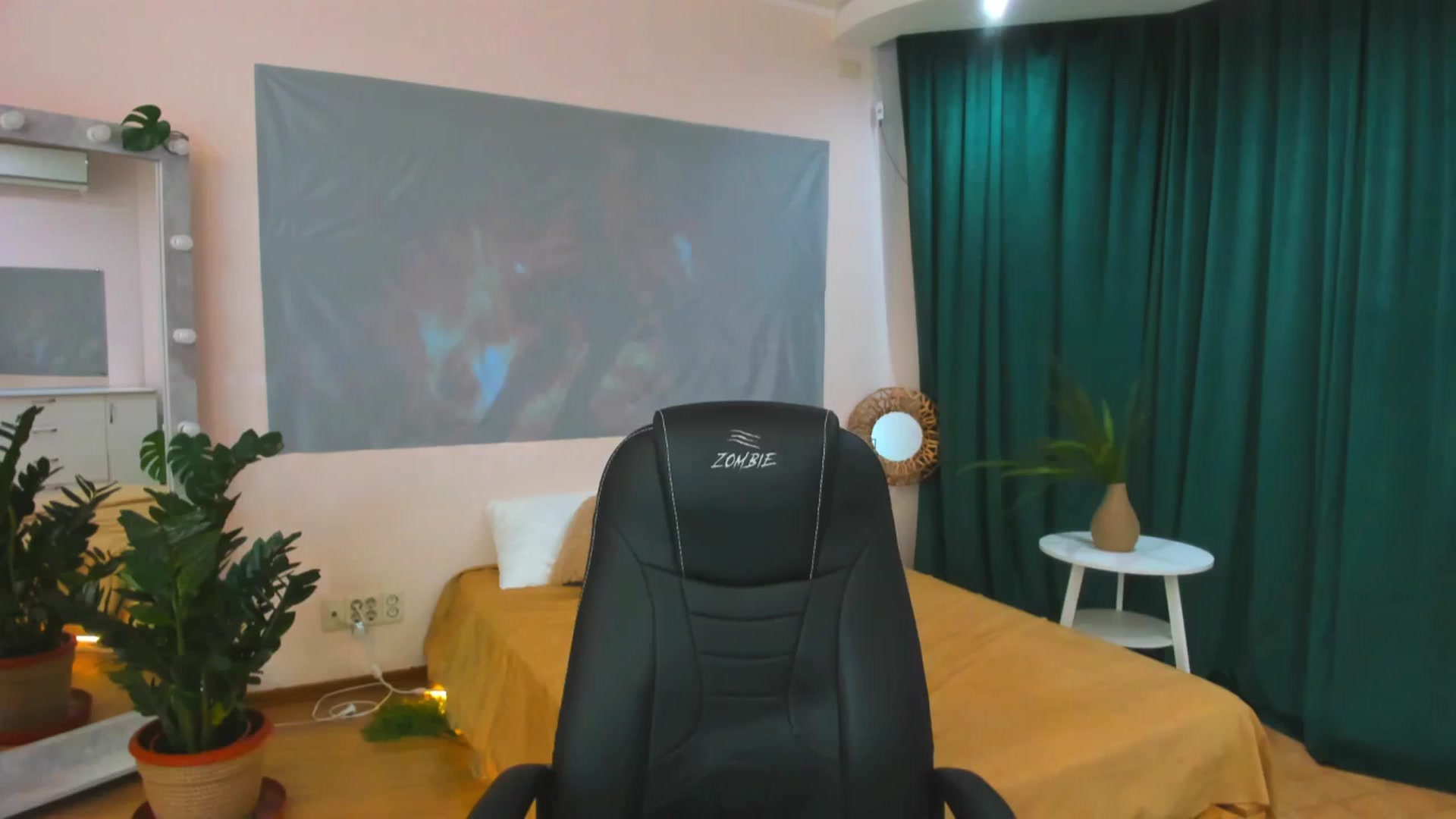 Gallery image thumbnail from AdmireMyEyes's myfreecams stream on, 03/24/2024, 08:47 image 4 of 20