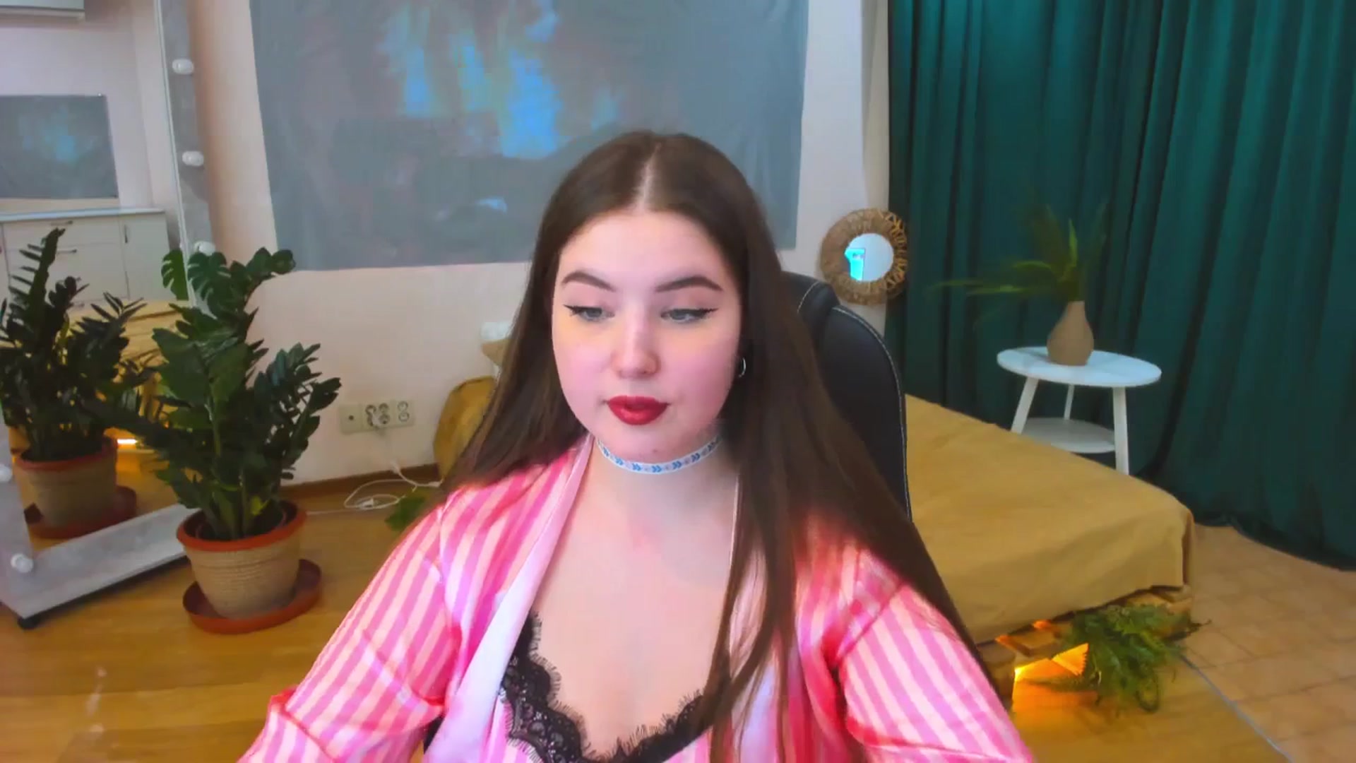 Gallery image thumbnail from AdmireMyEyes's myfreecams stream on, 03/26/2024, 13:59 image 2 of 20