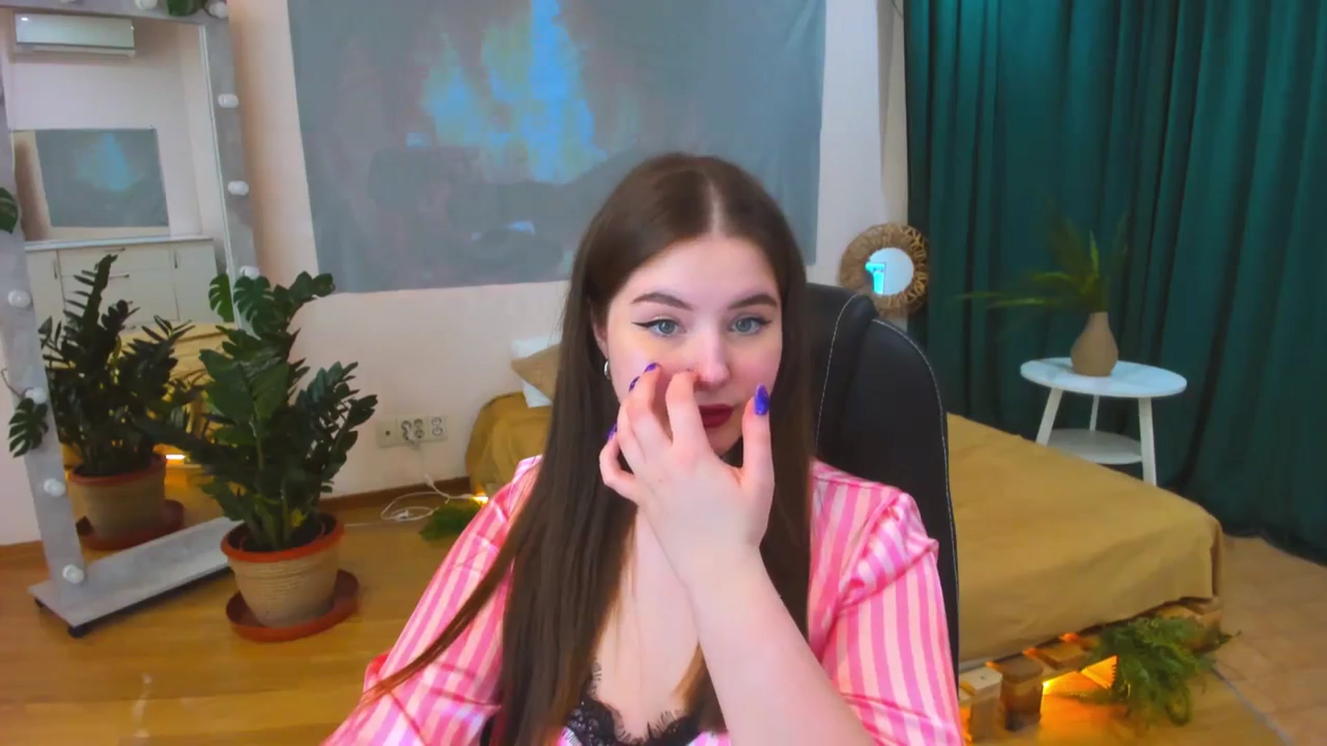 Gallery image thumbnail from AdmireMyEyes's myfreecams stream on, 03/26/2024, 13:59 image 20 of 20