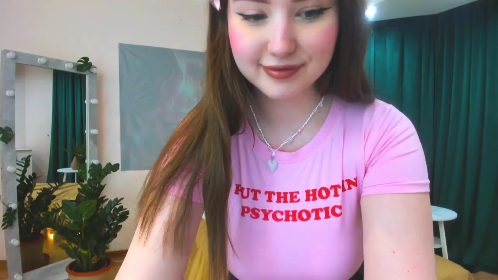 Gallery image thumbnail from AdmireMyEyes's myfreecams stream on, 03/31/2024, 18:59 image 7 of 20