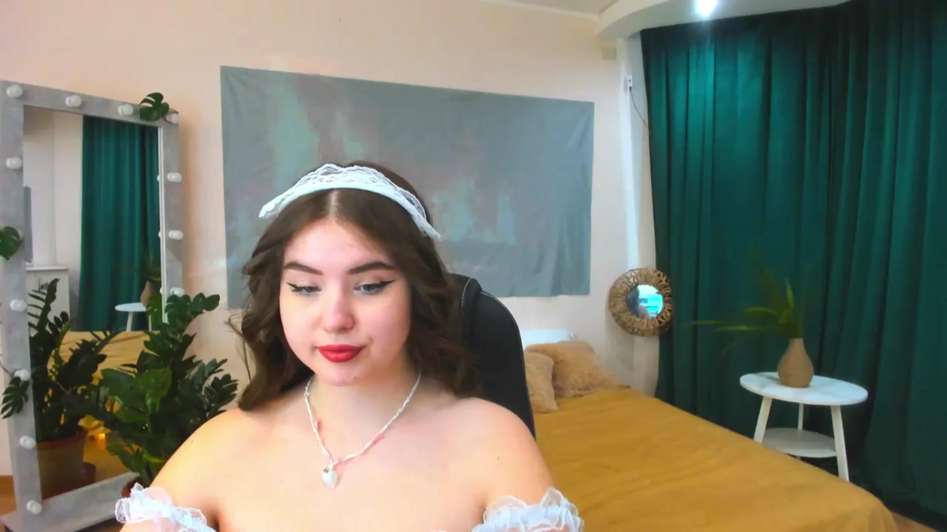Gallery image thumbnail from AdmireMyEyes's myfreecams stream on, 04/03/2024, 09:17 image 20 of 20