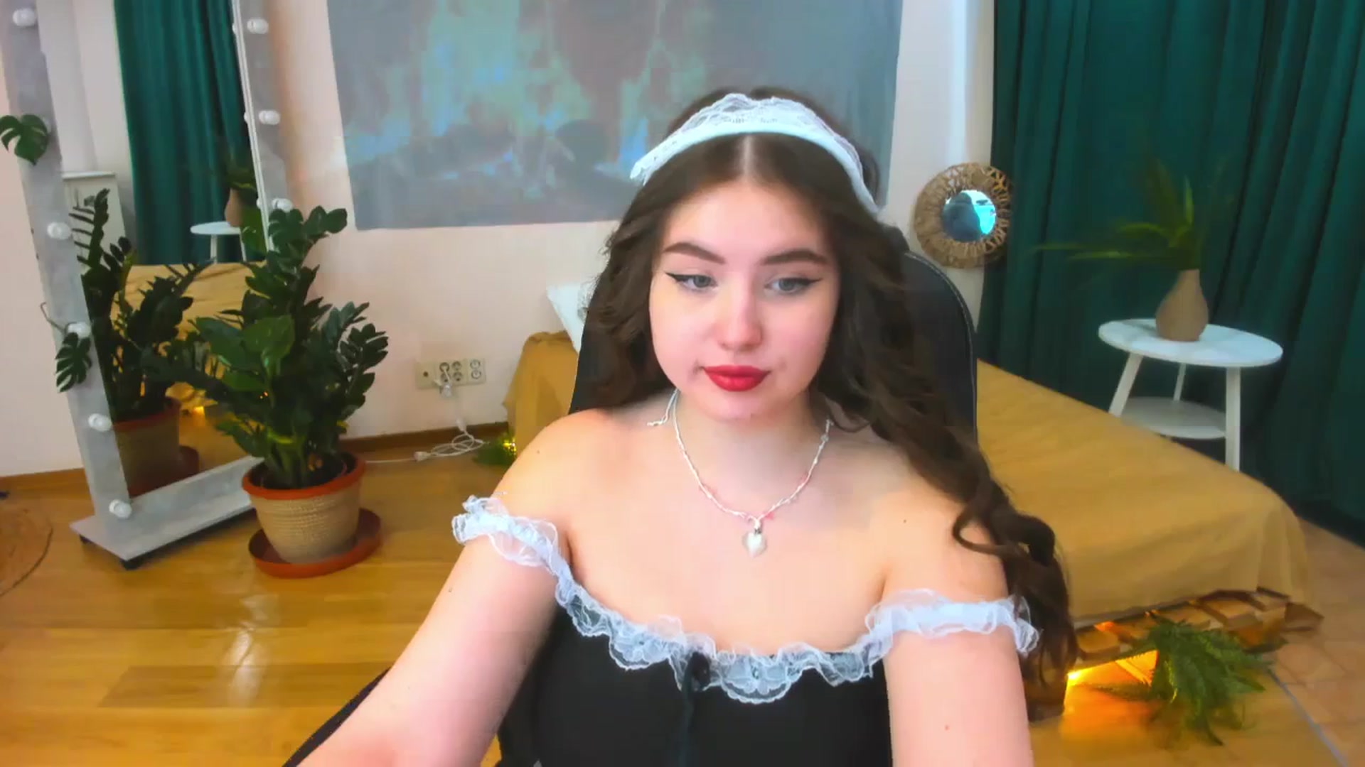 Gallery image thumbnail from AdmireMyEyes's myfreecams stream on, 04/03/2024, 09:17 image 2 of 20