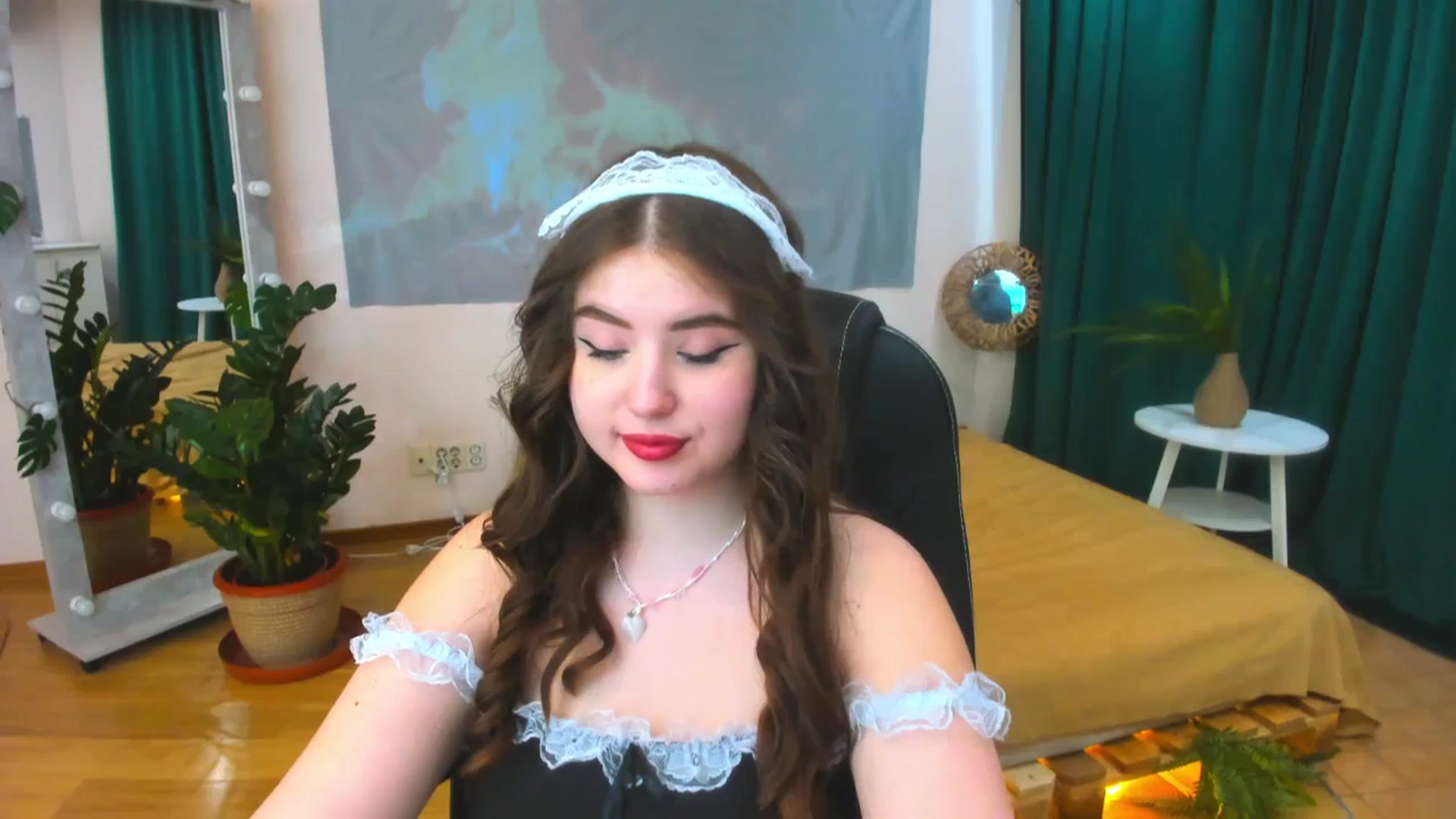 Gallery image thumbnail from AdmireMyEyes's myfreecams stream on, 04/03/2024, 09:17 image 15 of 20