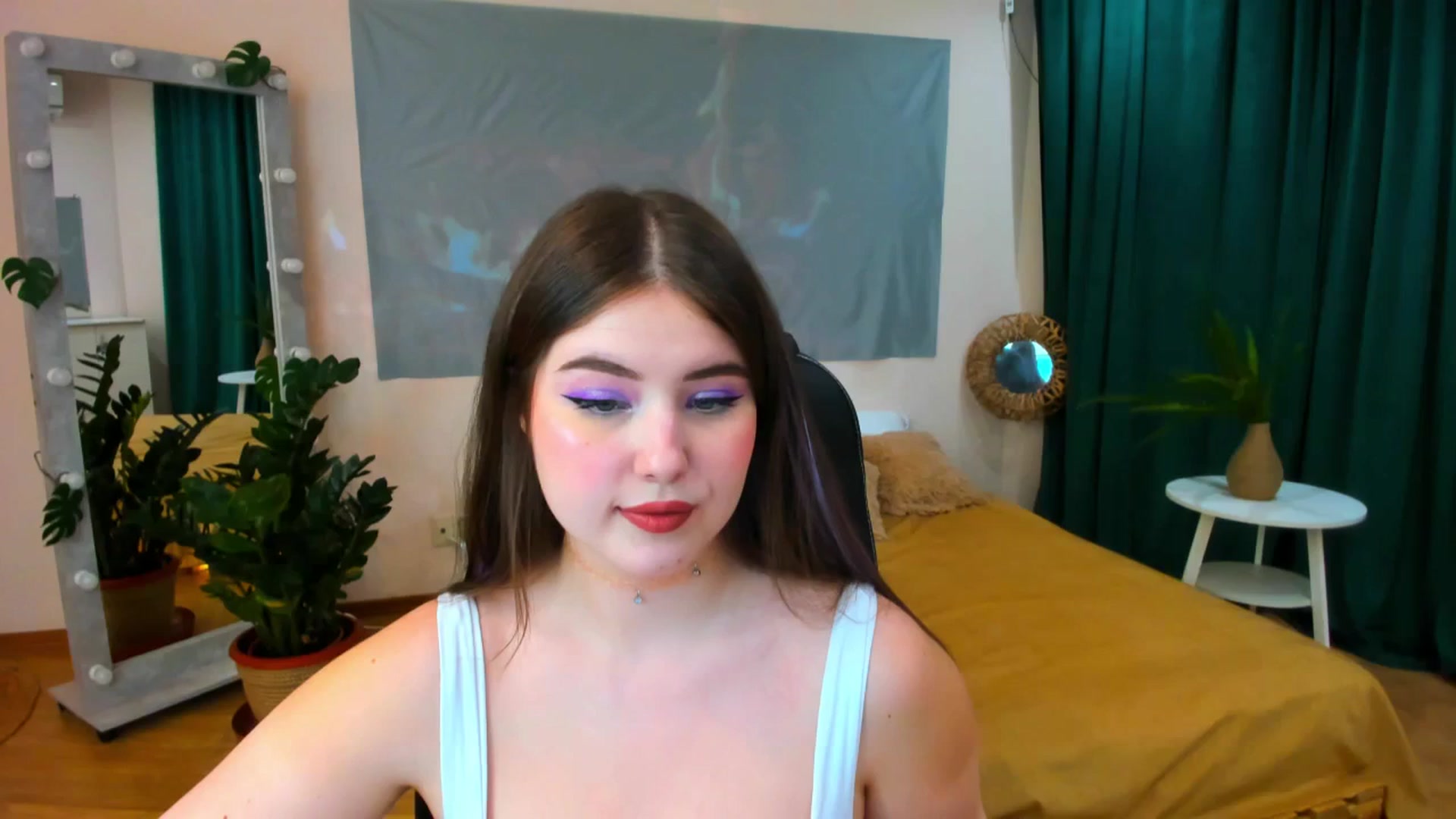 Gallery image thumbnail from AdmireMyEyes's myfreecams stream on, 04/06/2024, 12:46 image 11 of 20