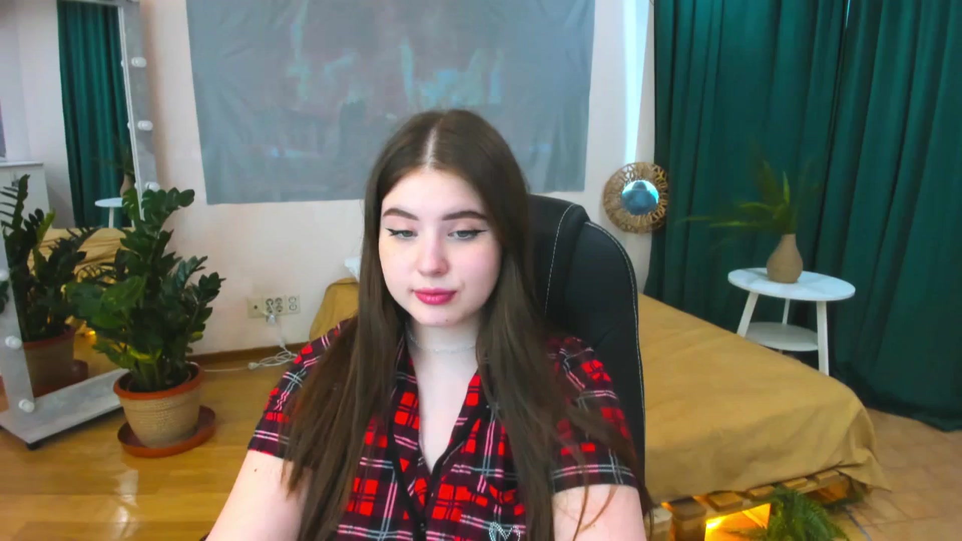 Gallery image thumbnail from AdmireMyEyes's myfreecams stream on, 04/11/2024, 09:48 image 3 of 20