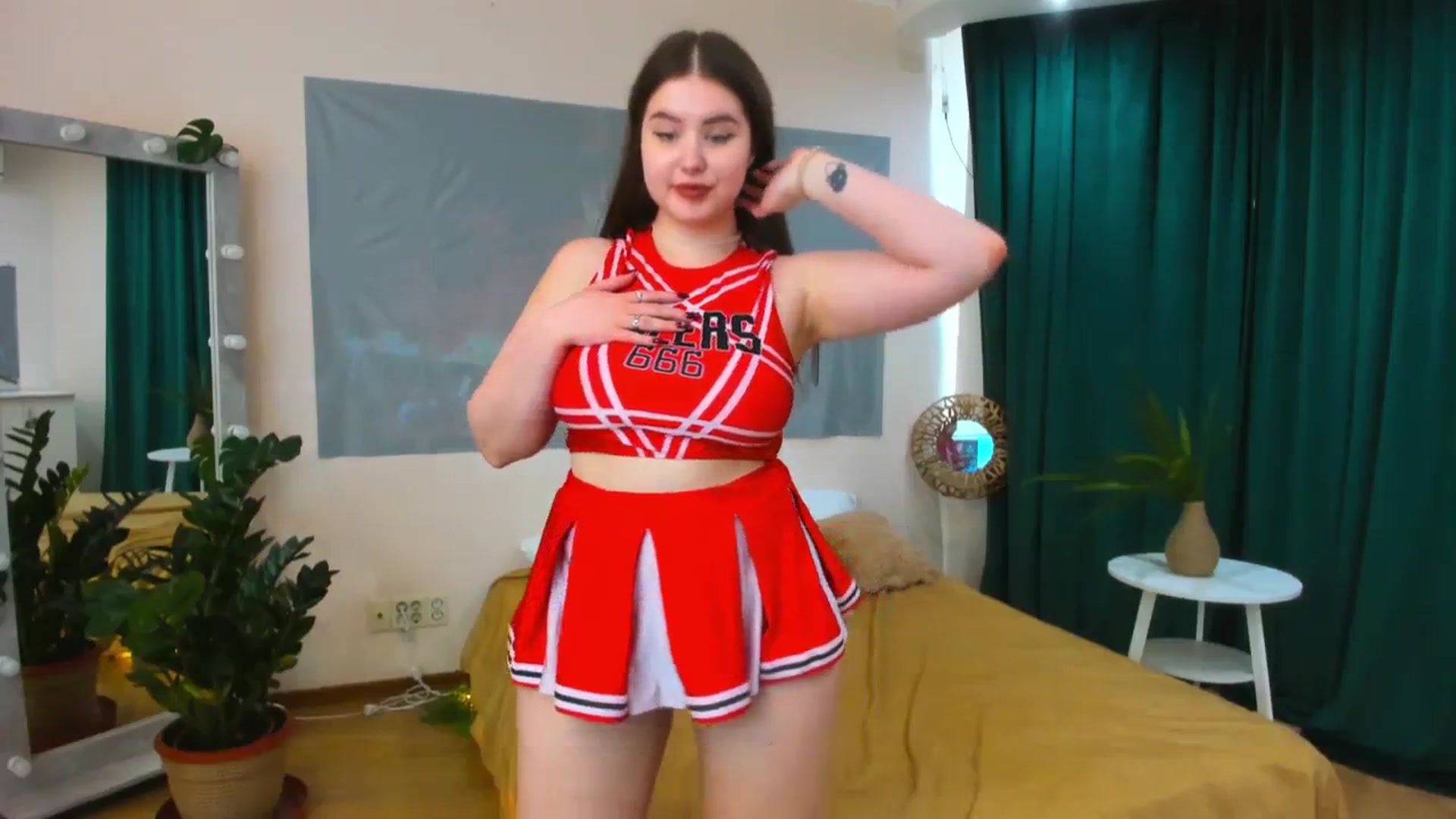 Gallery image thumbnail from AdmireMyEyes's myfreecams stream on, 04/12/2024, 11:50 image 2 of 20