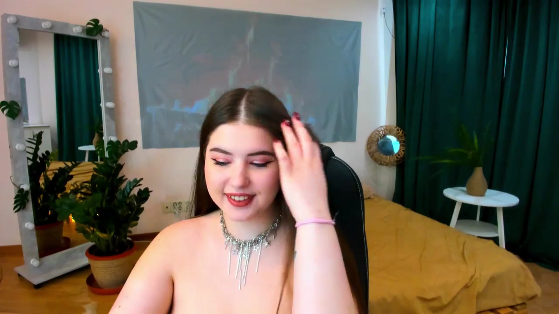 Gallery image thumbnail from AdmireMyEyes's myfreecams stream on, 04/16/2024, 11:56 image 2 of 20
