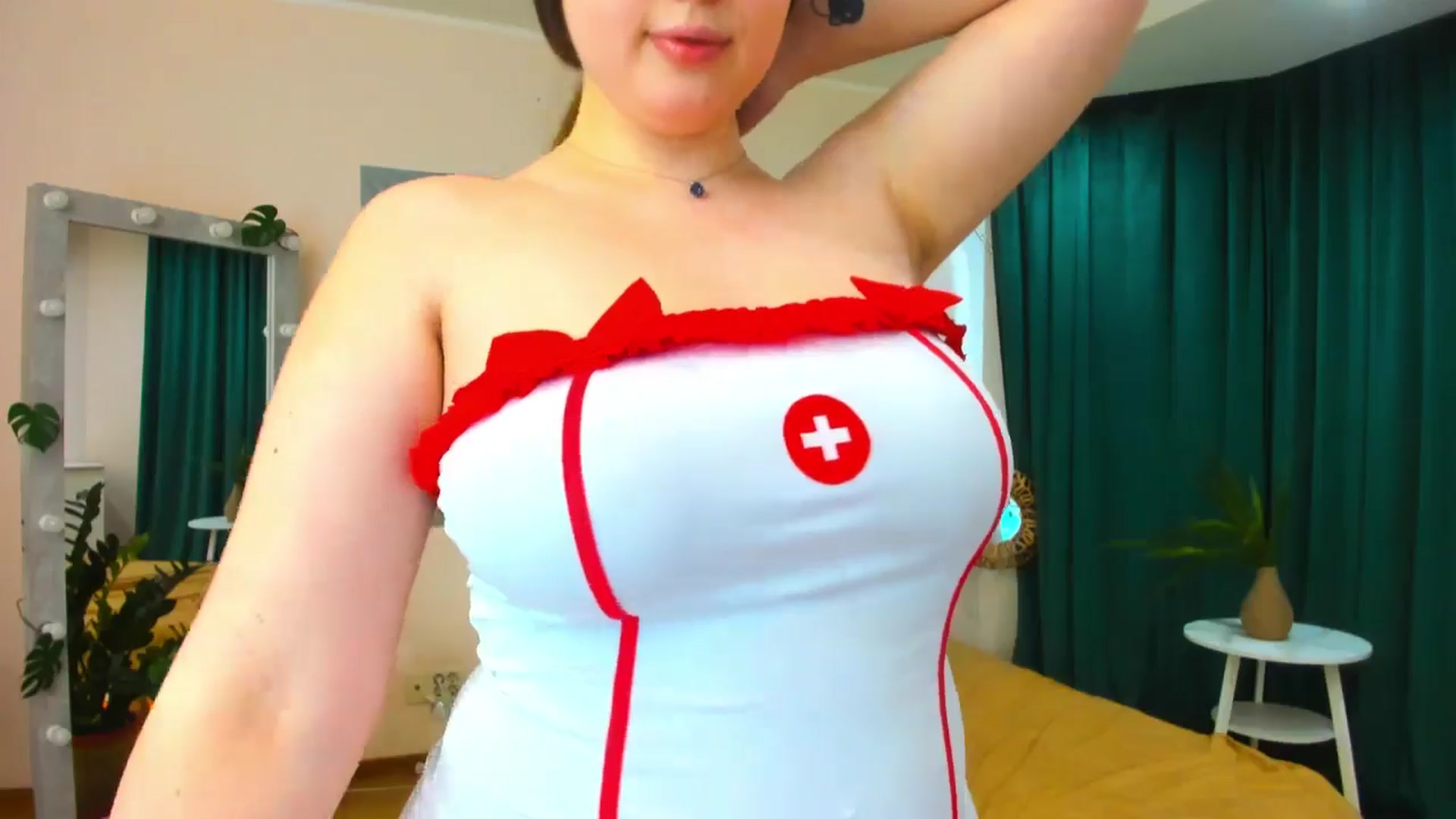 Gallery image thumbnail from AdmireMyEyes's myfreecams stream on, 04/18/2024, 08:37 image 9 of 20