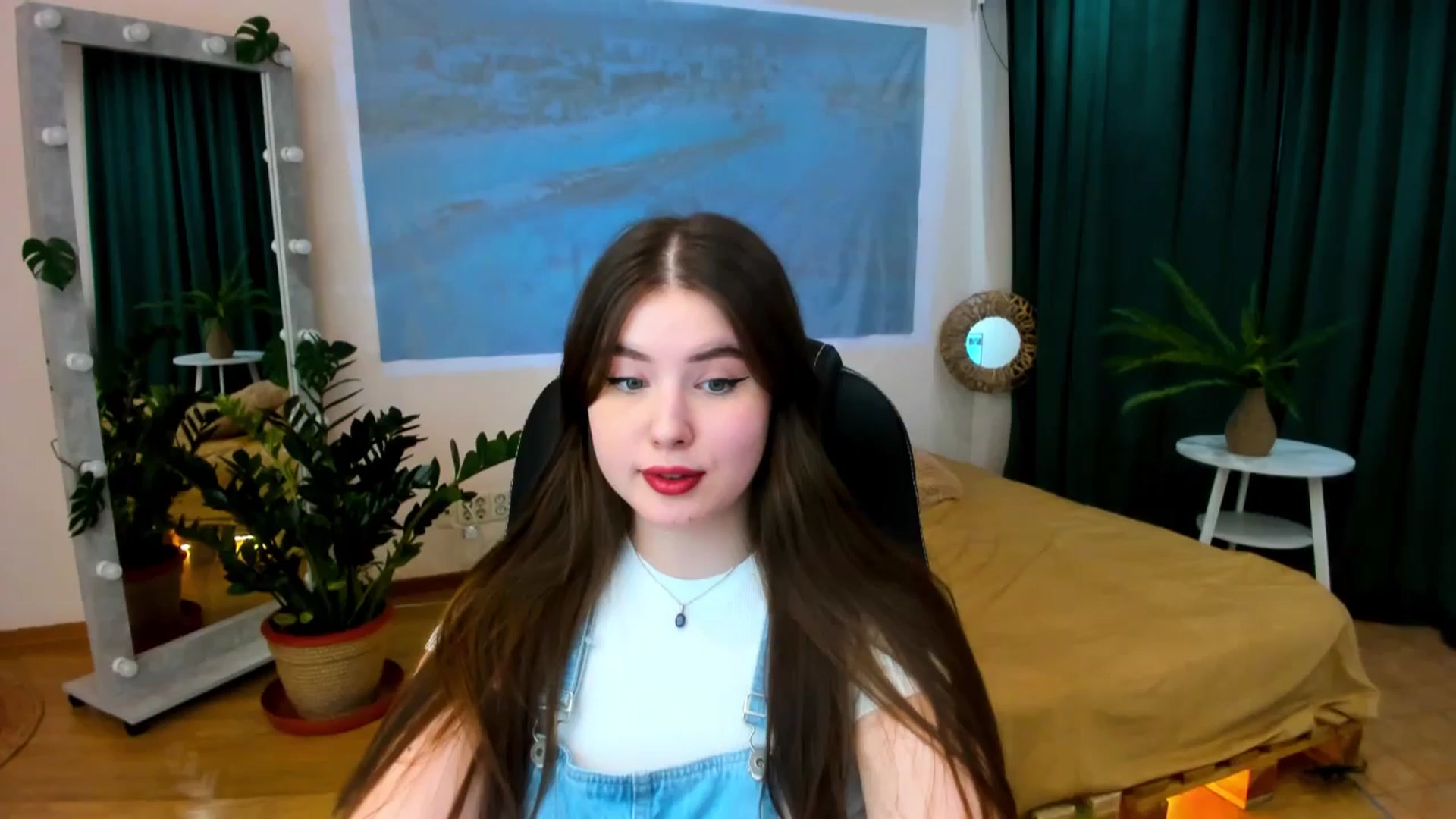 Gallery image thumbnail from AdmireMyEyes's myfreecams stream on, 04/24/2024, 07:28 image 5 of 20