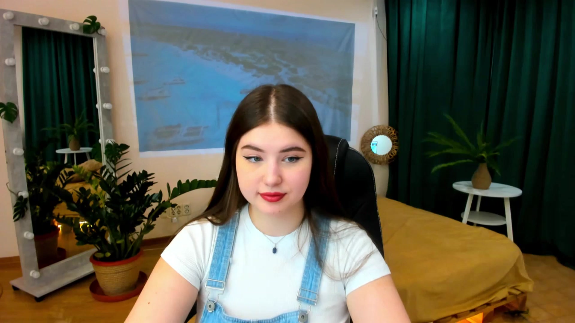 Gallery image thumbnail from AdmireMyEyes's myfreecams stream on, 04/24/2024, 07:28 image 16 of 20