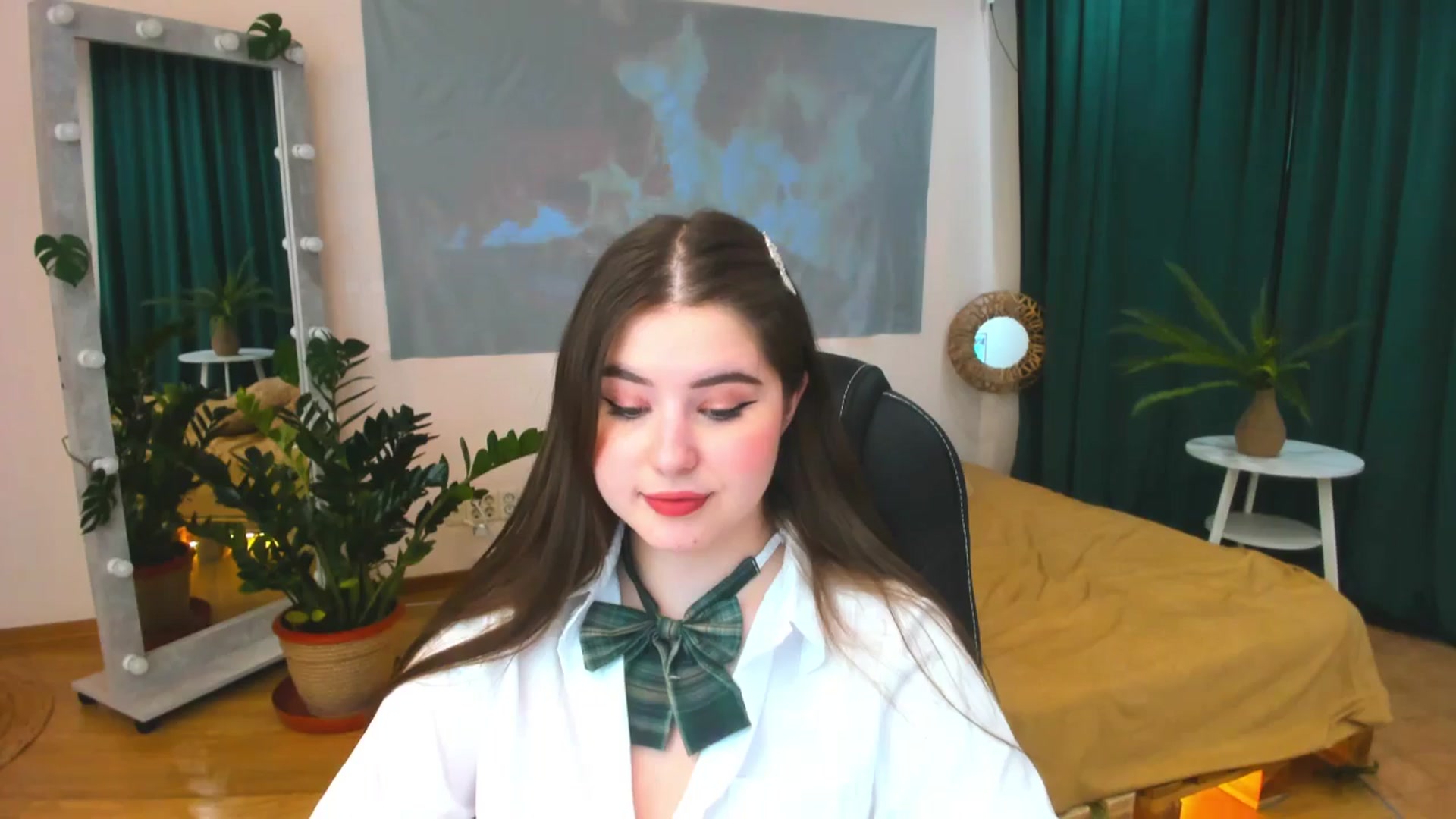 Gallery image thumbnail from AdmireMyEyes's myfreecams stream on, 04/25/2024, 14:46 image 16 of 20