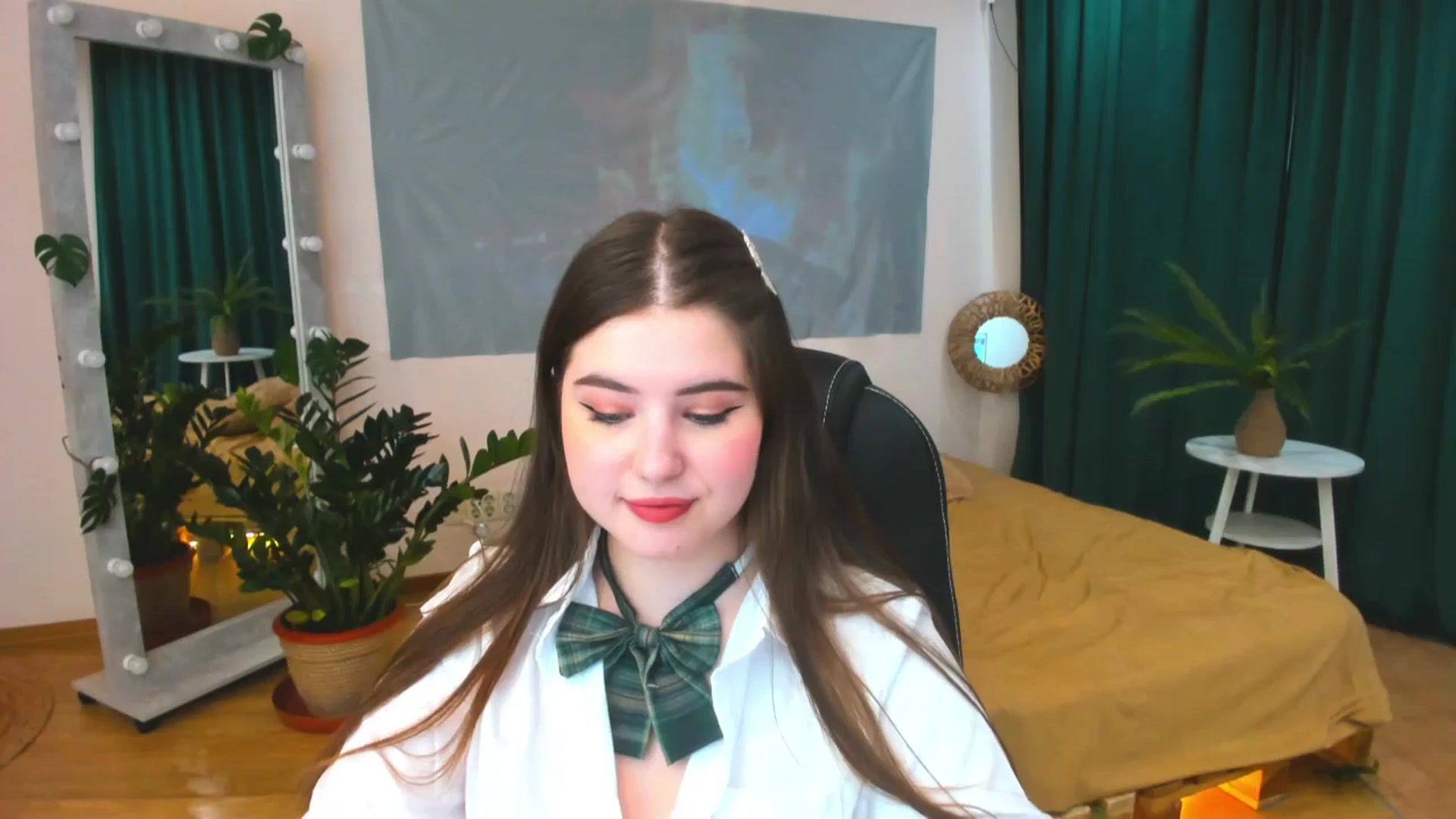 Gallery image thumbnail from AdmireMyEyes's myfreecams stream on, 04/25/2024, 14:46 image 2 of 20