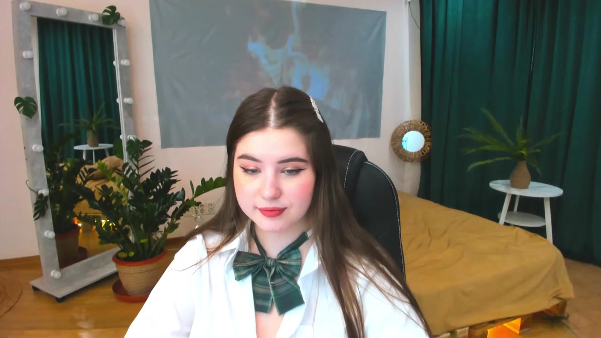 Gallery image thumbnail from AdmireMyEyes's myfreecams stream on, 04/25/2024, 14:46 image 14 of 20