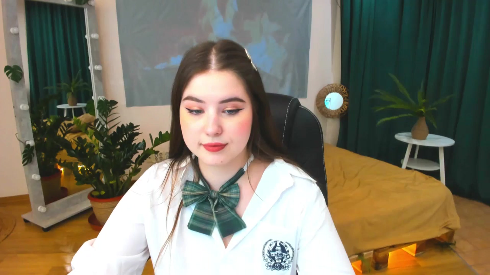 Gallery image thumbnail from AdmireMyEyes's myfreecams stream on, 04/25/2024, 16:58 image 2 of 20
