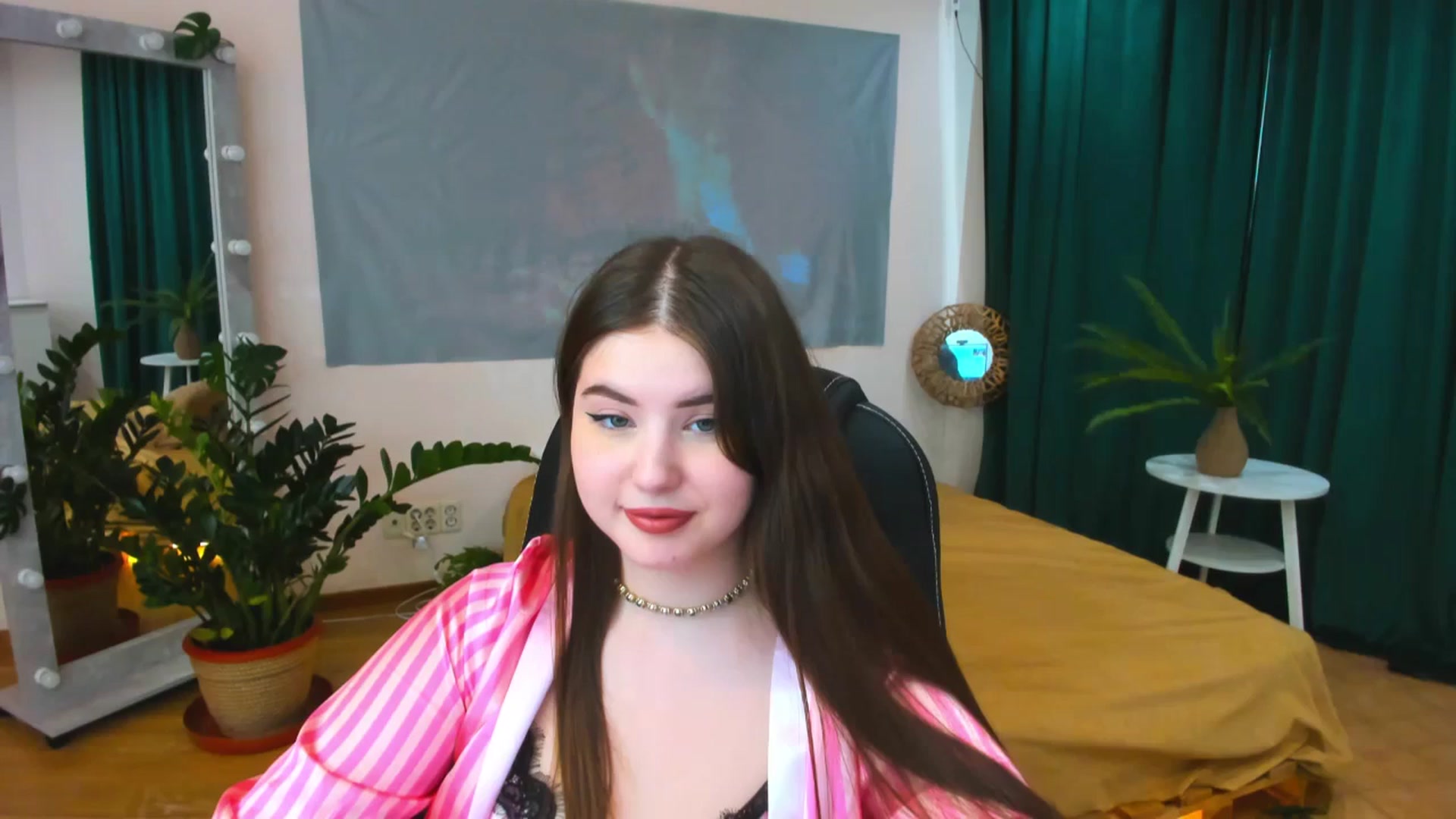 Gallery image thumbnail from AdmireMyEyes's myfreecams stream on, 04/26/2024, 09:47 image 10 of 20