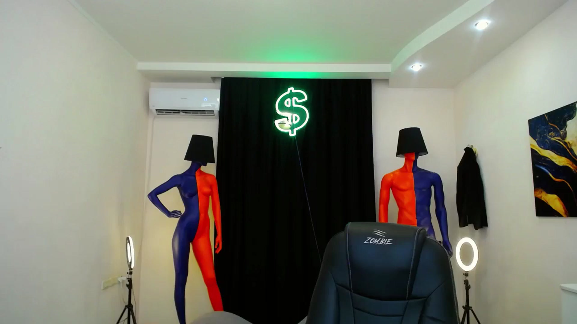 Gallery image thumbnail from AdmireMyEyes's myfreecams stream on, 04/27/2024, 07:46 image 4 of 20