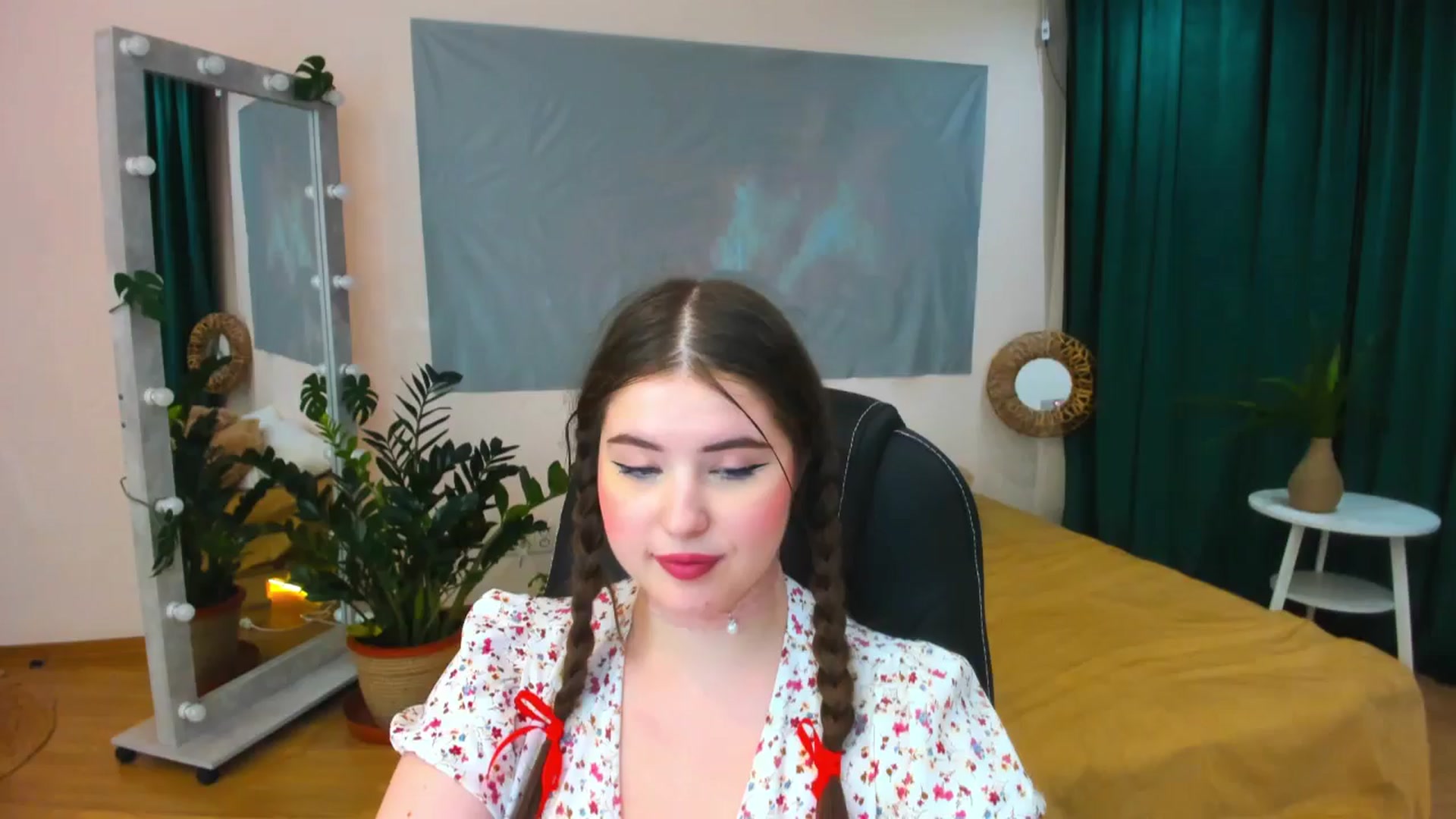 Gallery image thumbnail from AdmireMyEyes's myfreecams stream on, 04/30/2024, 01:11 image 9 of 20