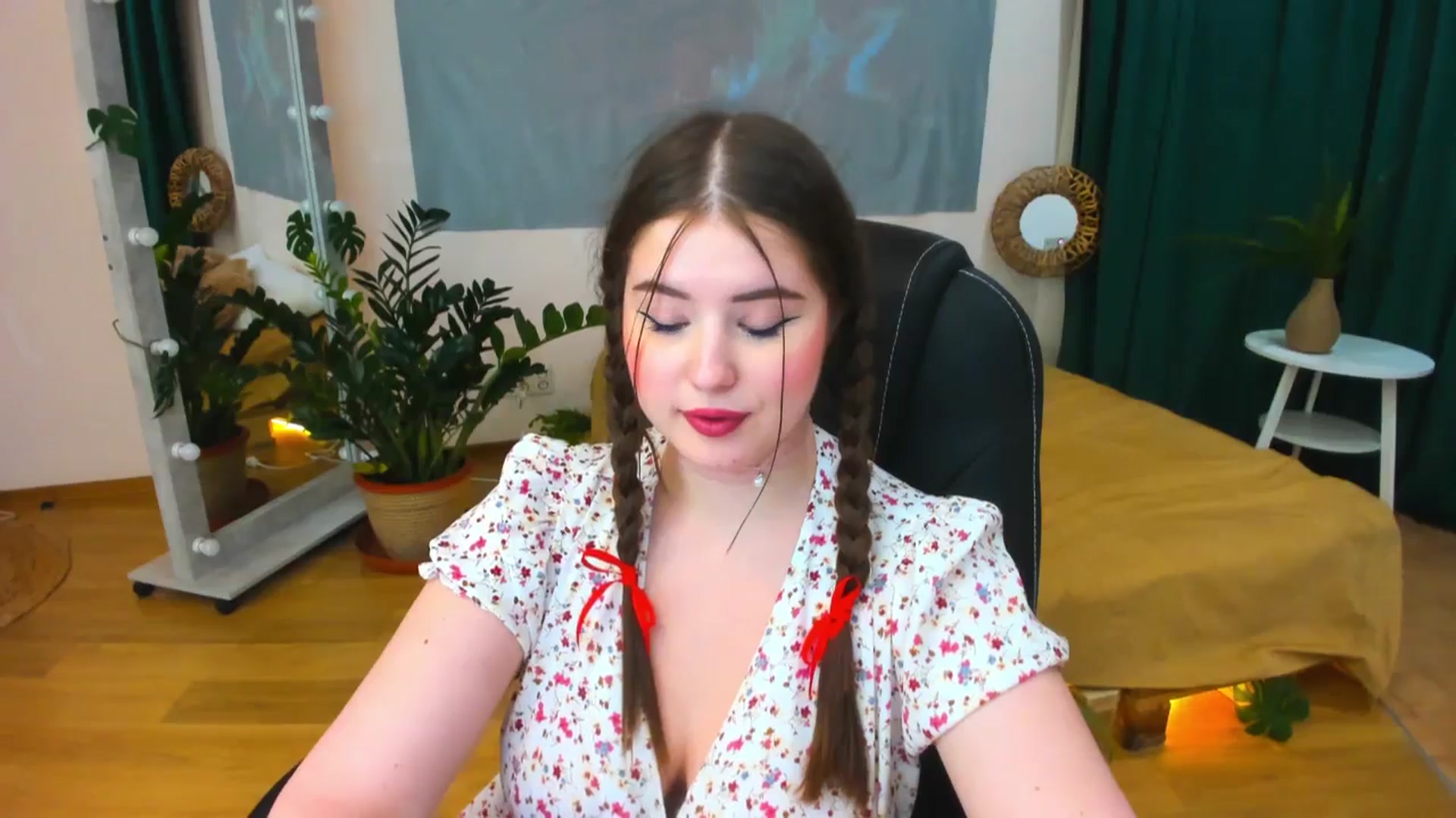 Gallery image thumbnail from AdmireMyEyes's myfreecams stream on, 04/30/2024, 01:11 image 4 of 20
