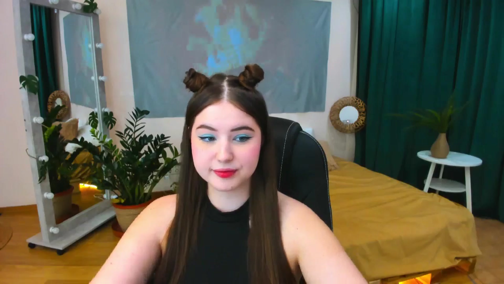 Gallery image thumbnail from AdmireMyEyes's myfreecams stream on, 05/06/2024, 19:19 image 8 of 20