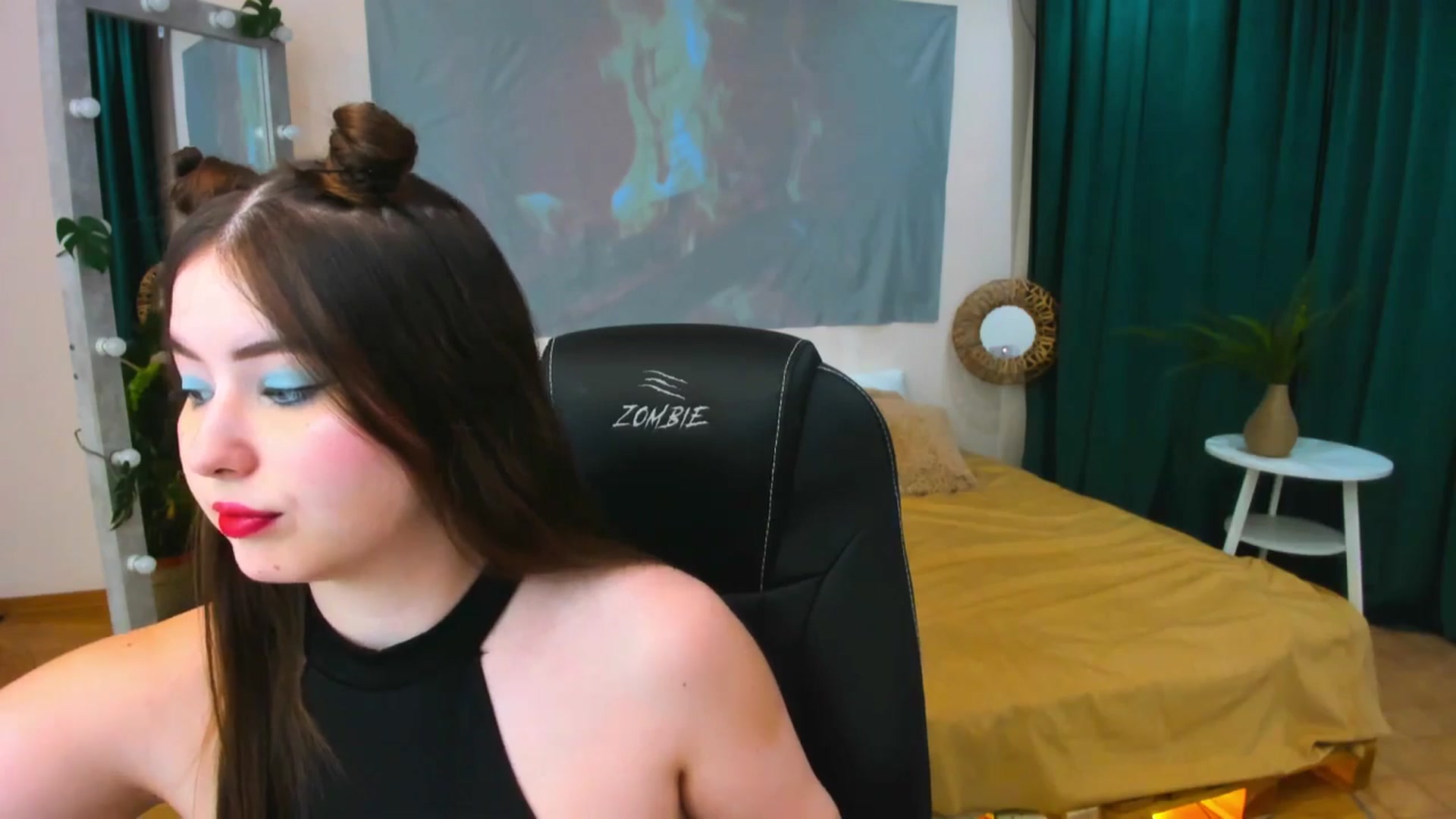 Gallery image thumbnail from AdmireMyEyes's myfreecams stream on, 05/06/2024, 19:19 image 2 of 20