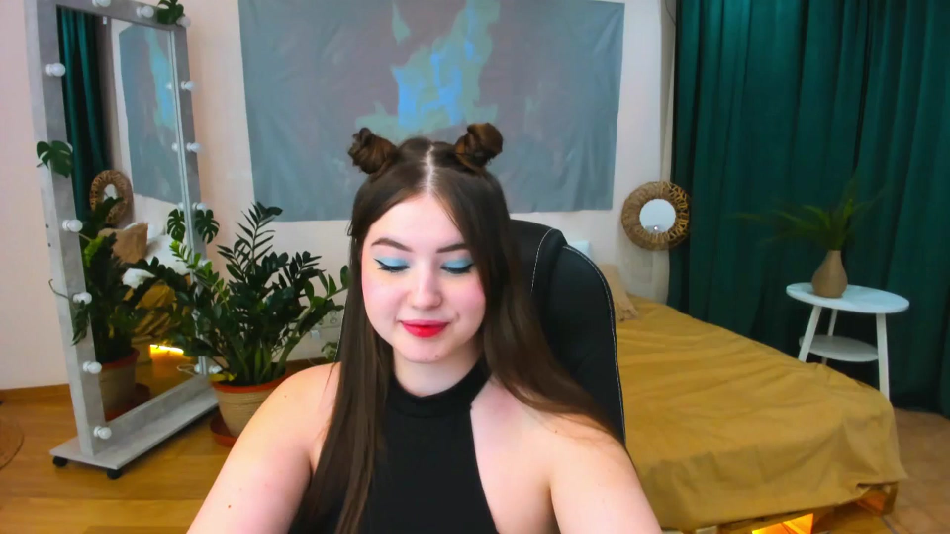 Gallery image thumbnail from AdmireMyEyes's myfreecams stream on, 05/06/2024, 19:19 image 4 of 20