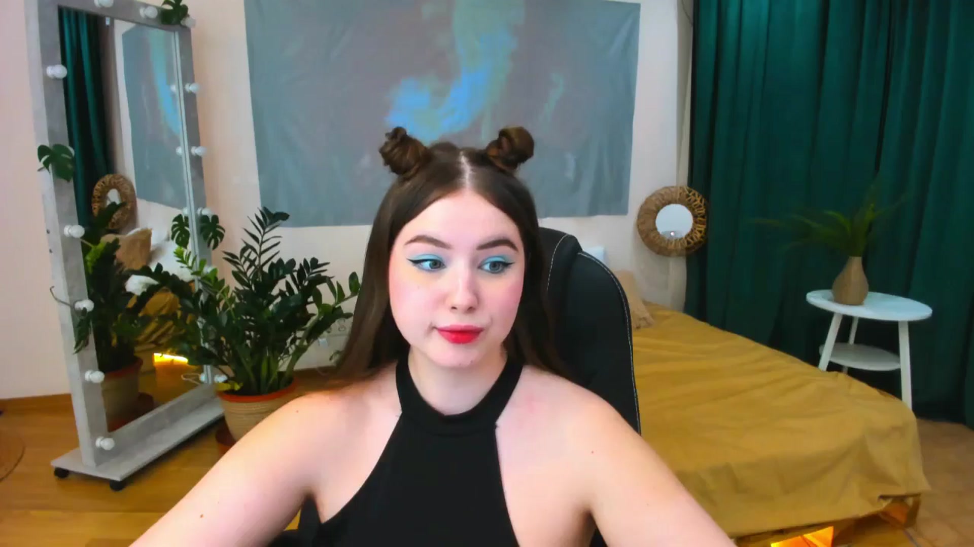 Gallery image thumbnail from AdmireMyEyes's myfreecams stream on, 05/06/2024, 19:19 image 5 of 20