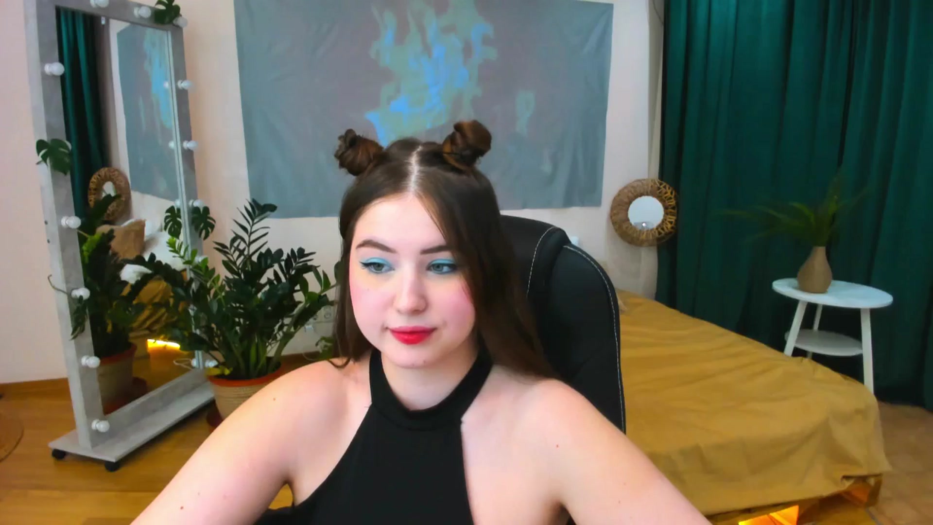 Gallery image thumbnail from AdmireMyEyes's myfreecams stream on, 05/06/2024, 19:19 image 12 of 20