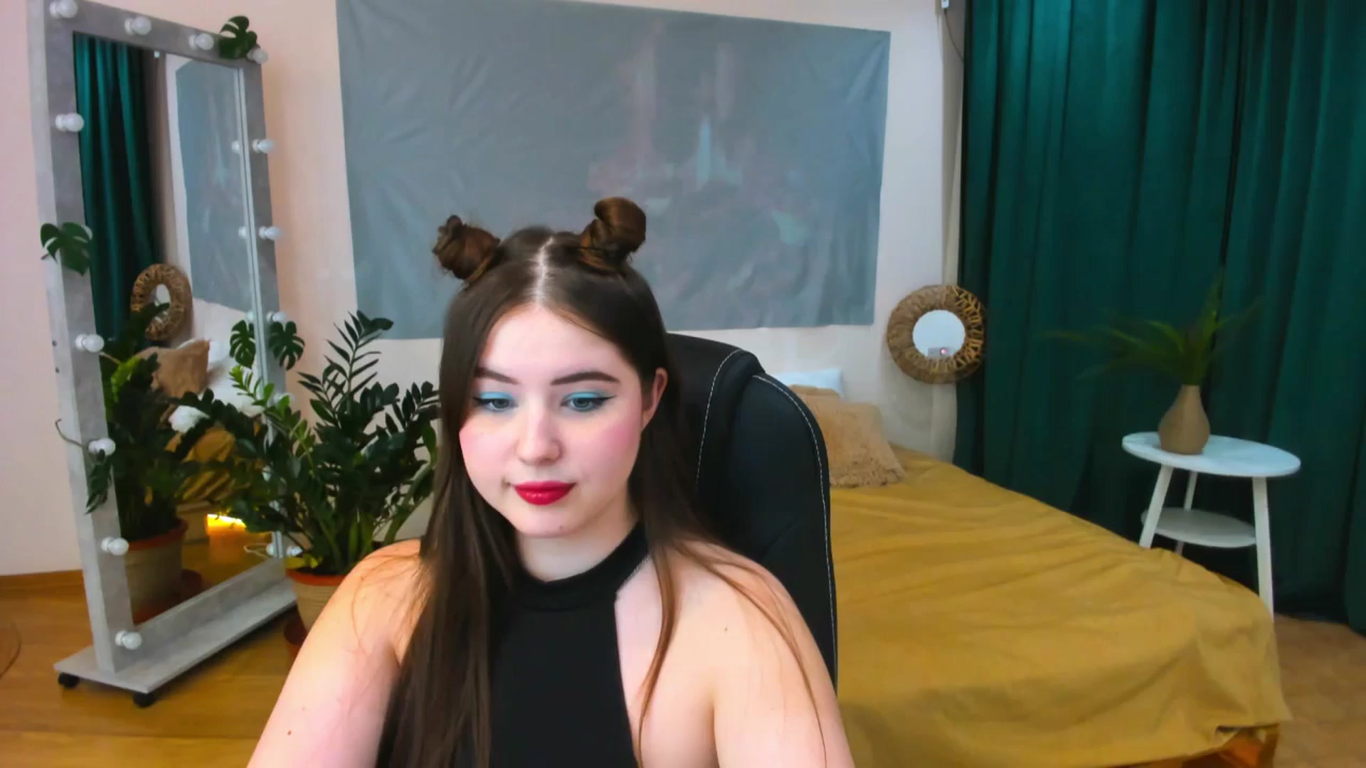 Gallery image thumbnail from AdmireMyEyes's myfreecams stream on, 05/07/2024, 24:55 image 9 of 20