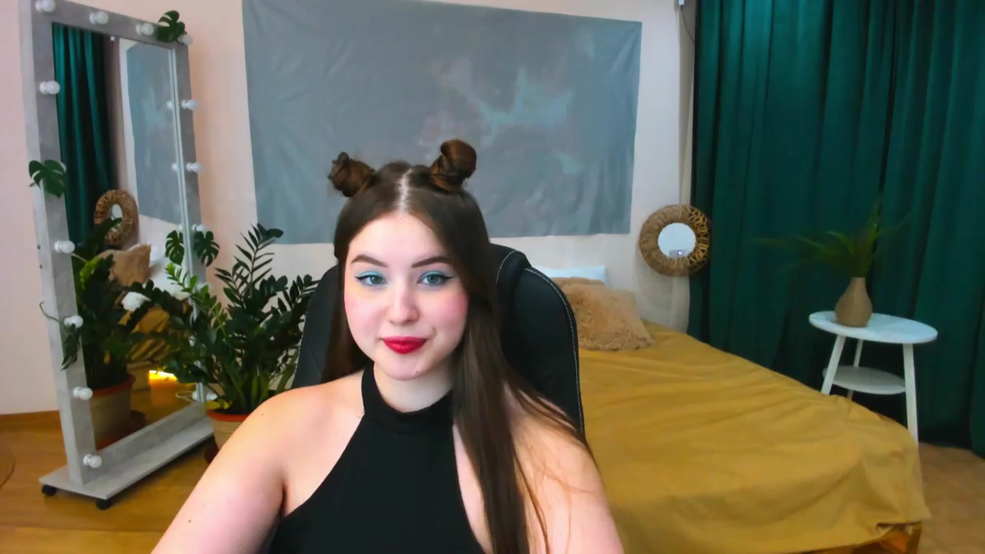 Gallery image thumbnail from AdmireMyEyes's myfreecams stream on, 05/07/2024, 24:55 image 12 of 20