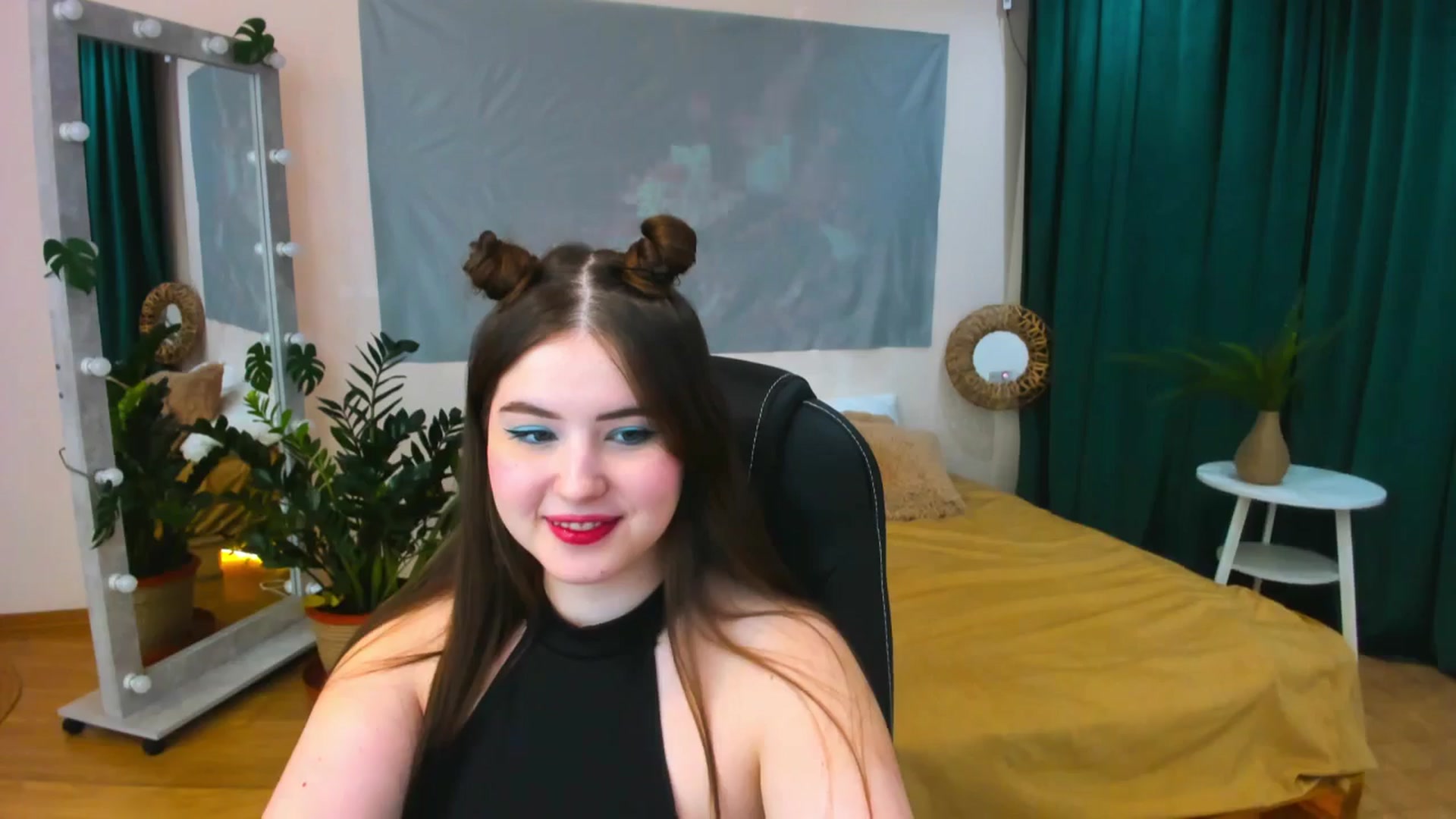 Gallery image thumbnail from AdmireMyEyes's myfreecams stream on, 05/07/2024, 24:55 image 8 of 20