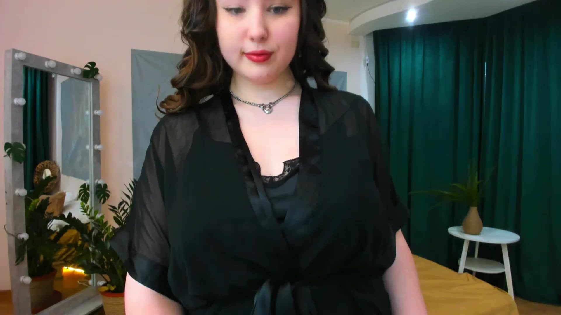 Gallery image thumbnail from AdmireMyEyes's myfreecams stream on, 05/09/2024, 09:48 image 8 of 20