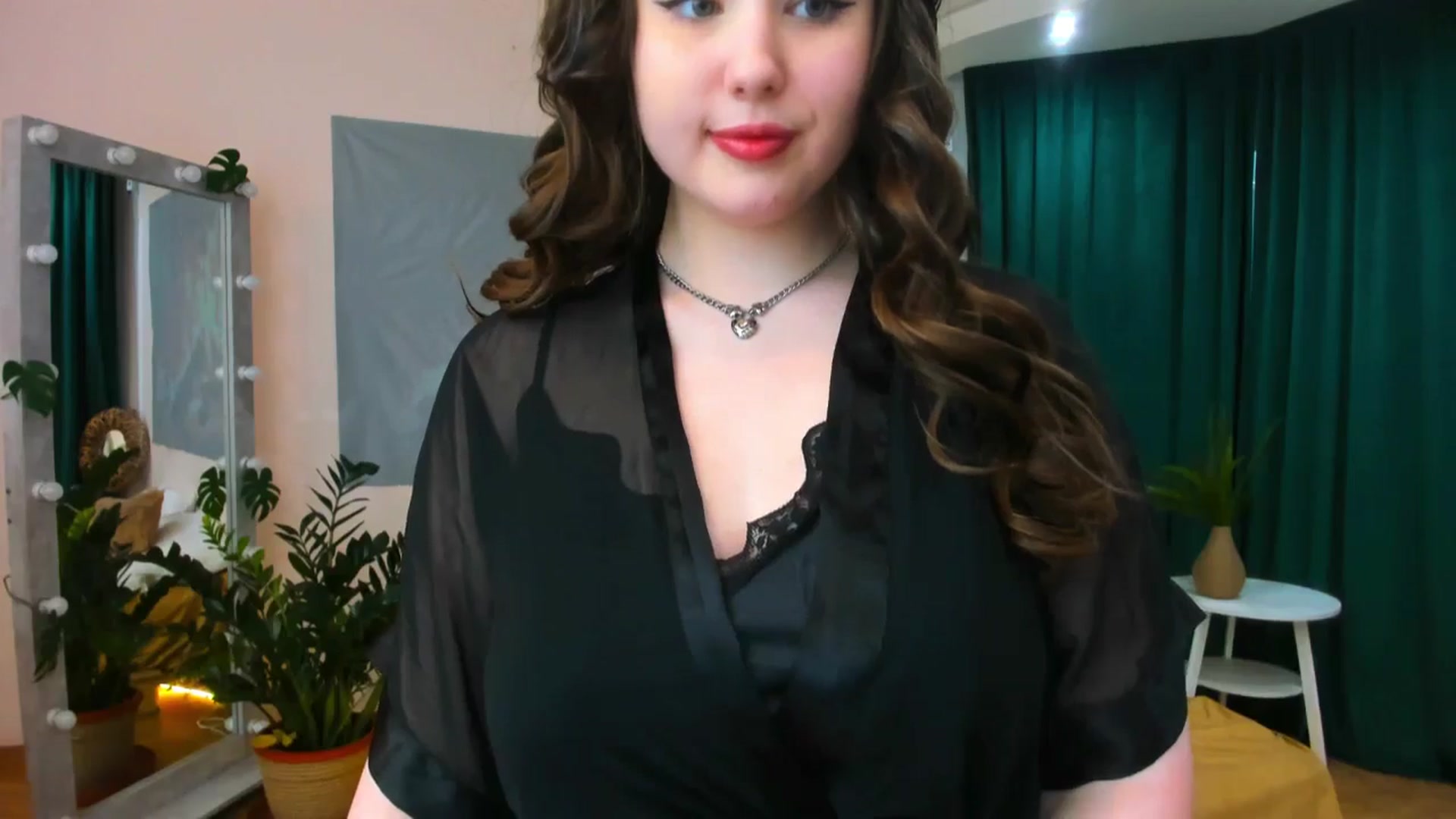 Gallery image thumbnail from AdmireMyEyes's myfreecams stream on, 05/09/2024, 09:48 image 9 of 20