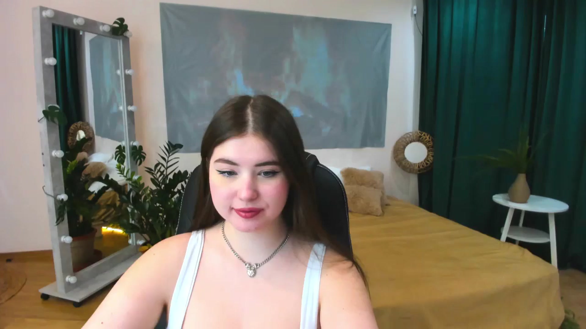 Gallery image thumbnail from AdmireMyEyes's myfreecams stream on, 05/14/2024, 07:47 image 2 of 20