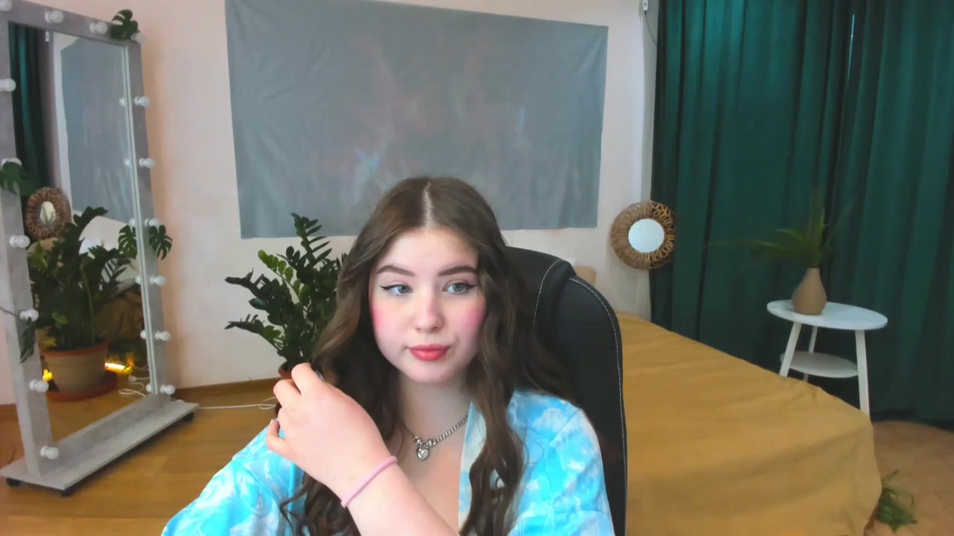 Gallery image thumbnail from AdmireMyEyes's myfreecams stream on, 05/16/2024, 07:46 image 8 of 20
