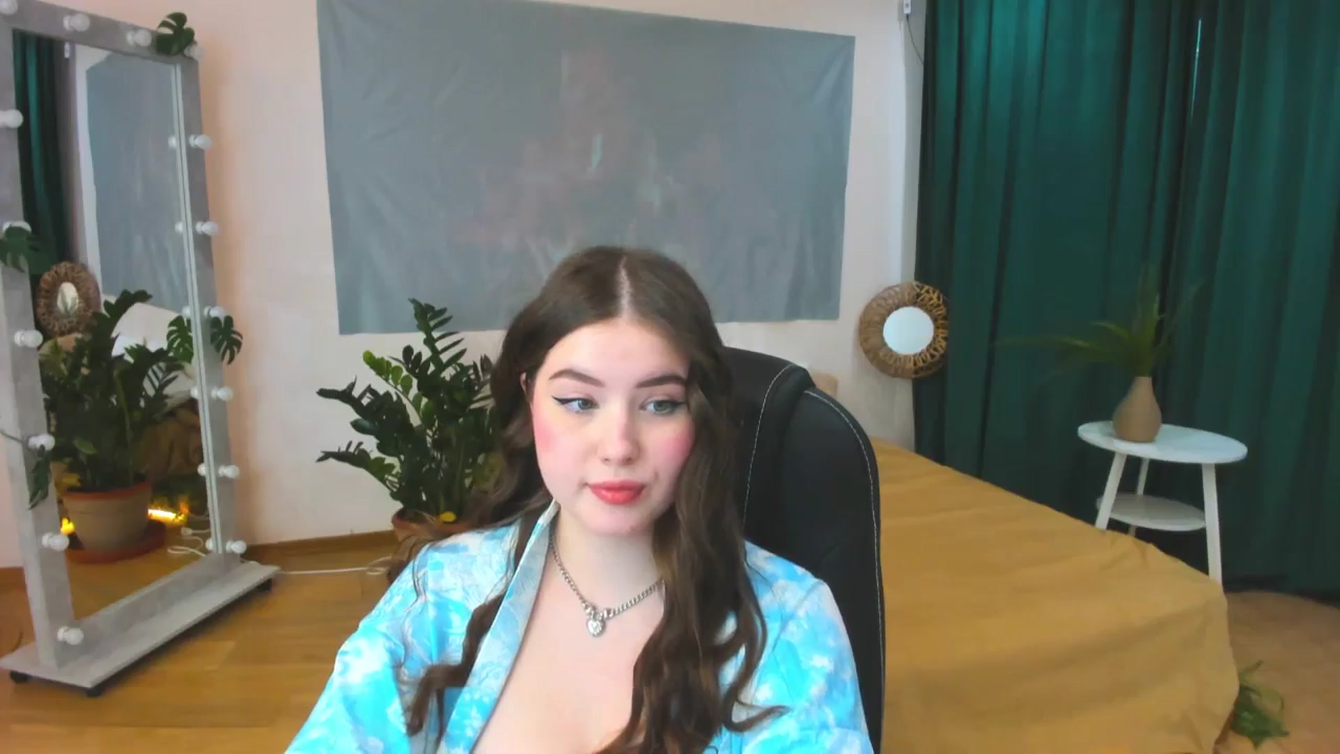 Gallery image thumbnail from AdmireMyEyes's myfreecams stream on, 05/16/2024, 07:46 image 18 of 20