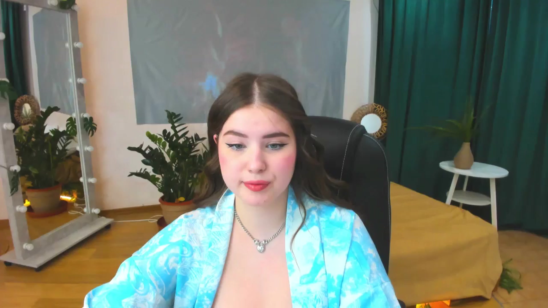 Gallery image thumbnail from AdmireMyEyes's myfreecams stream on, 05/16/2024, 09:25 image 20 of 20