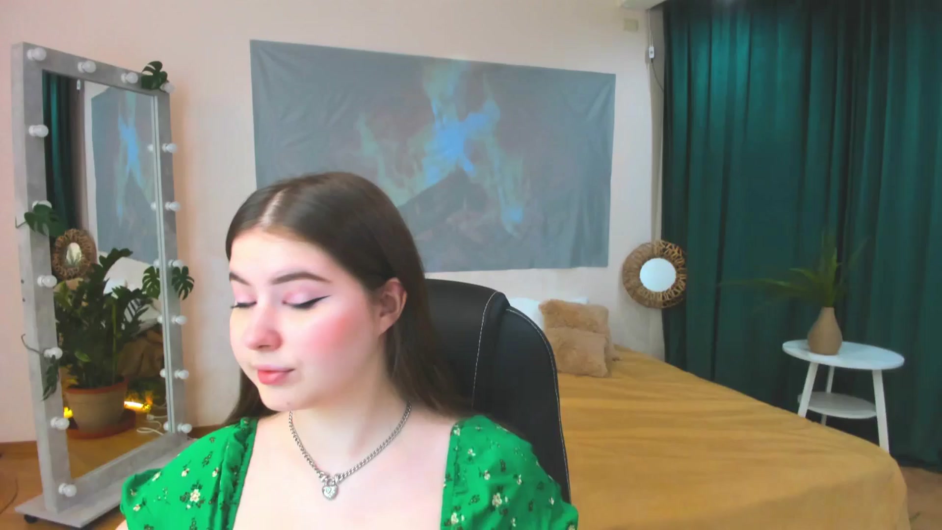 Gallery image thumbnail from AdmireMyEyes's myfreecams stream on, 05/17/2024, 18:45 image 1 of 20