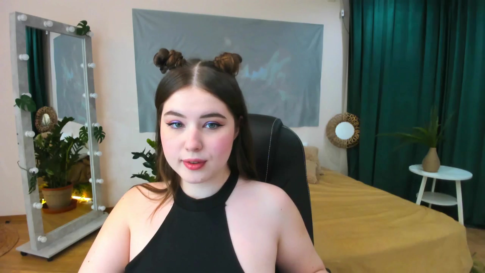 Gallery image thumbnail from AdmireMyEyes's myfreecams stream on, 05/18/2024, 19:45 image 14 of 20